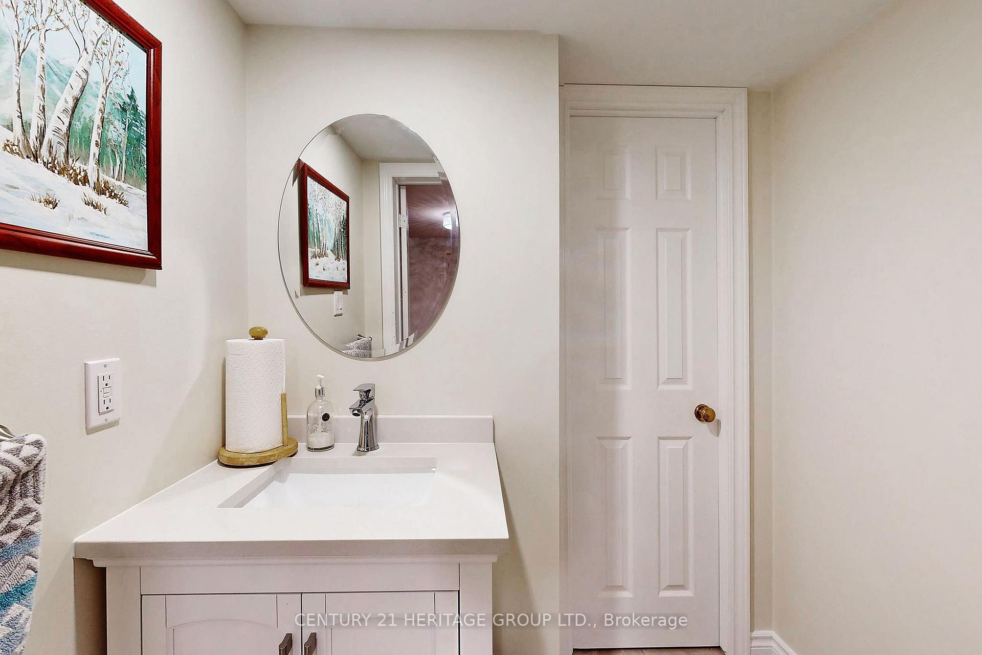 Photo 24 of 8 Petch Crescent, Aurora, Aurora Highlands — HOMEH