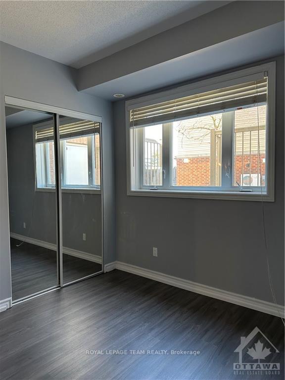 Photo 13 of Unit A, 900 White Alder Avenue, Ottawa, Blossom Park/Kemp Park/Findlay Creek — HOMEH