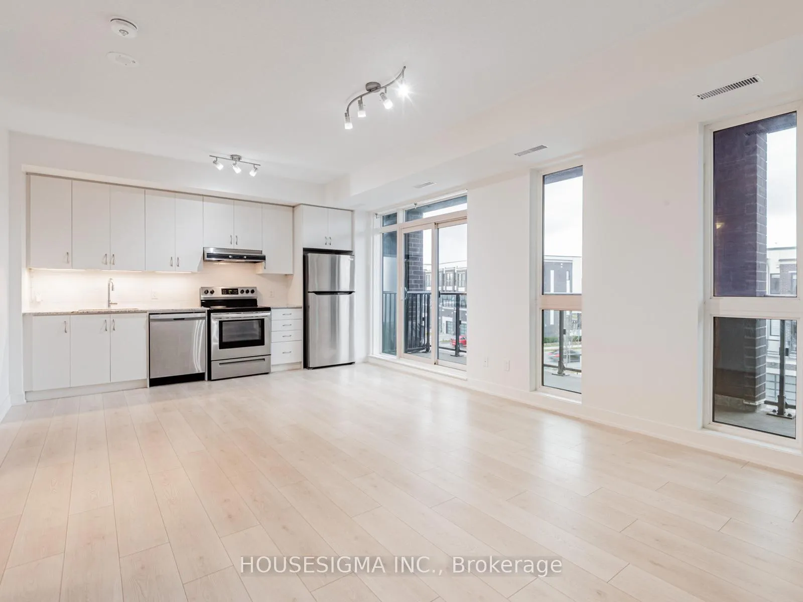 Photo 3 of Unit 313, 1 Climo Lane, Markham, Wismer — HOMEH