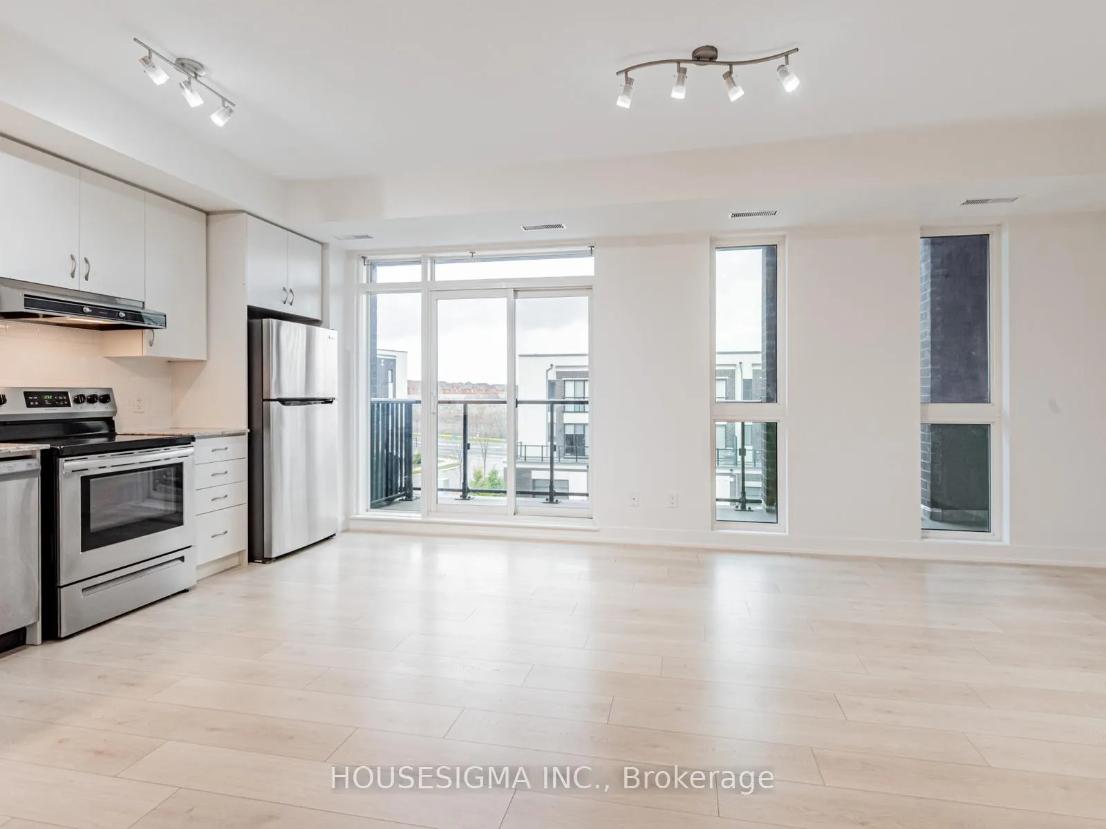 Photo 4 of Unit 313, 1 Climo Lane, Markham, Wismer — HOMEH