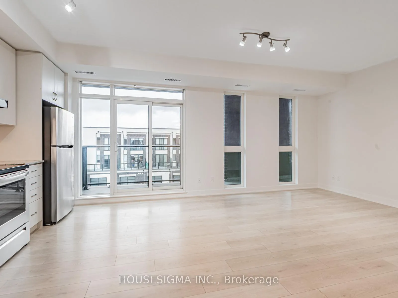 Photo 9 of Unit 313, 1 Climo Lane, Markham, Wismer — HOMEH