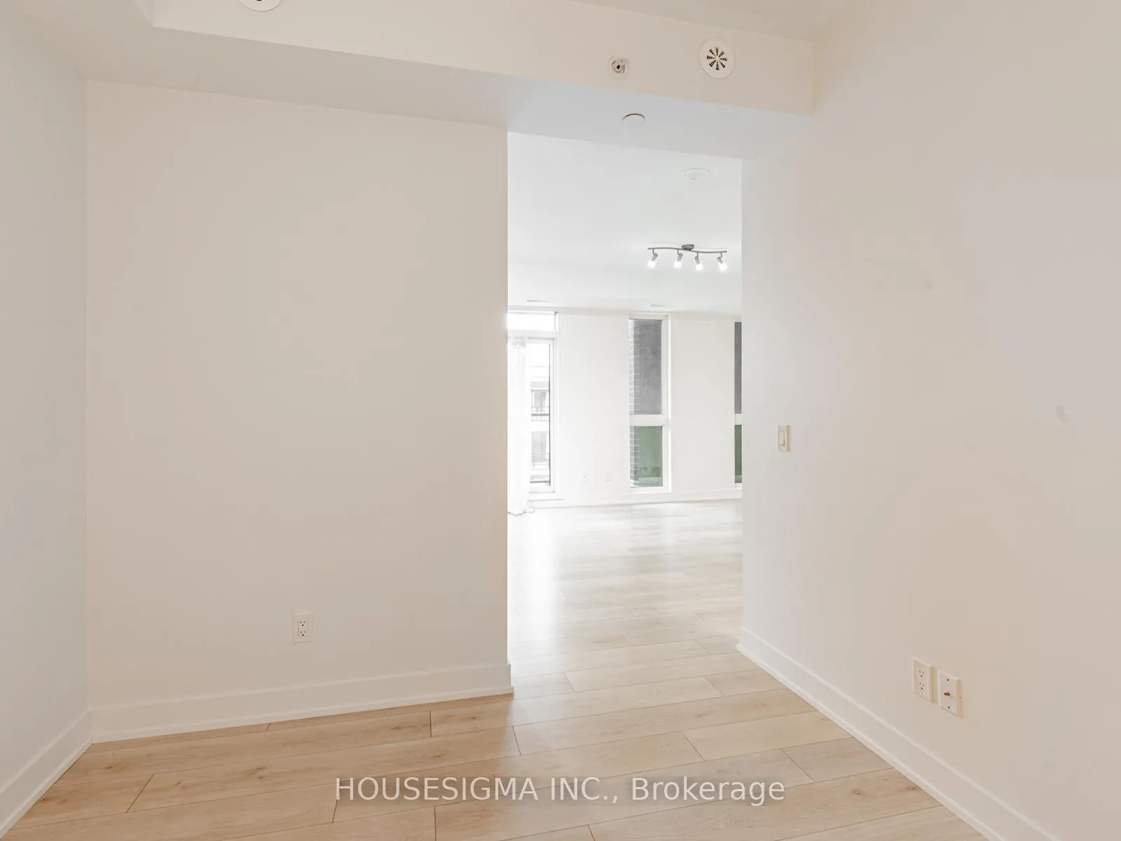 Photo 16 of Unit 313, 1 Climo Lane, Markham, Wismer — HOMEH