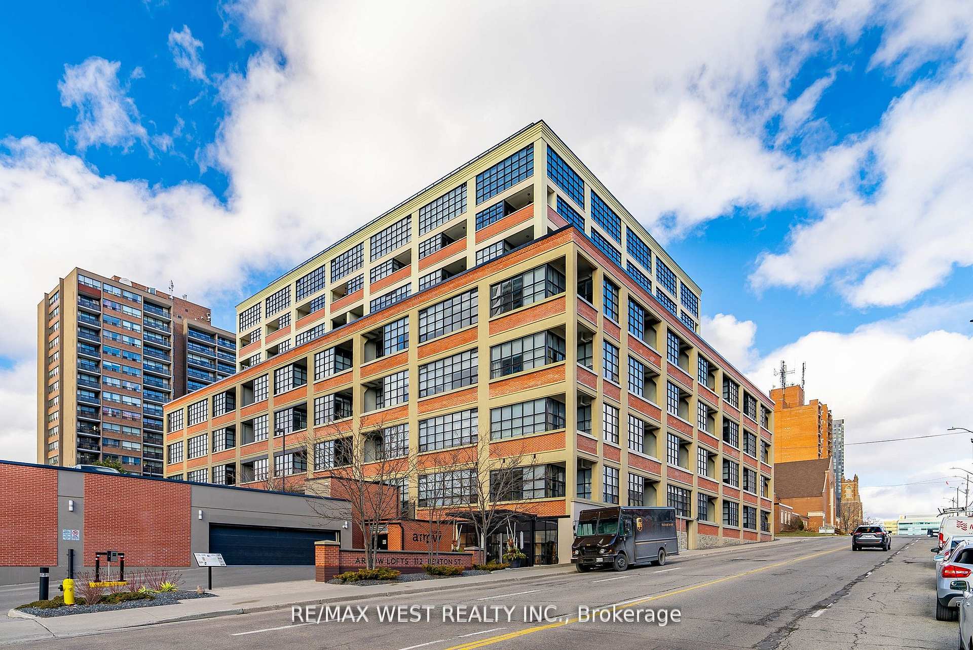 Photo 1 of Unit 704, 112 Benton Street, Kitchener, Cedar Hill — HOMEH