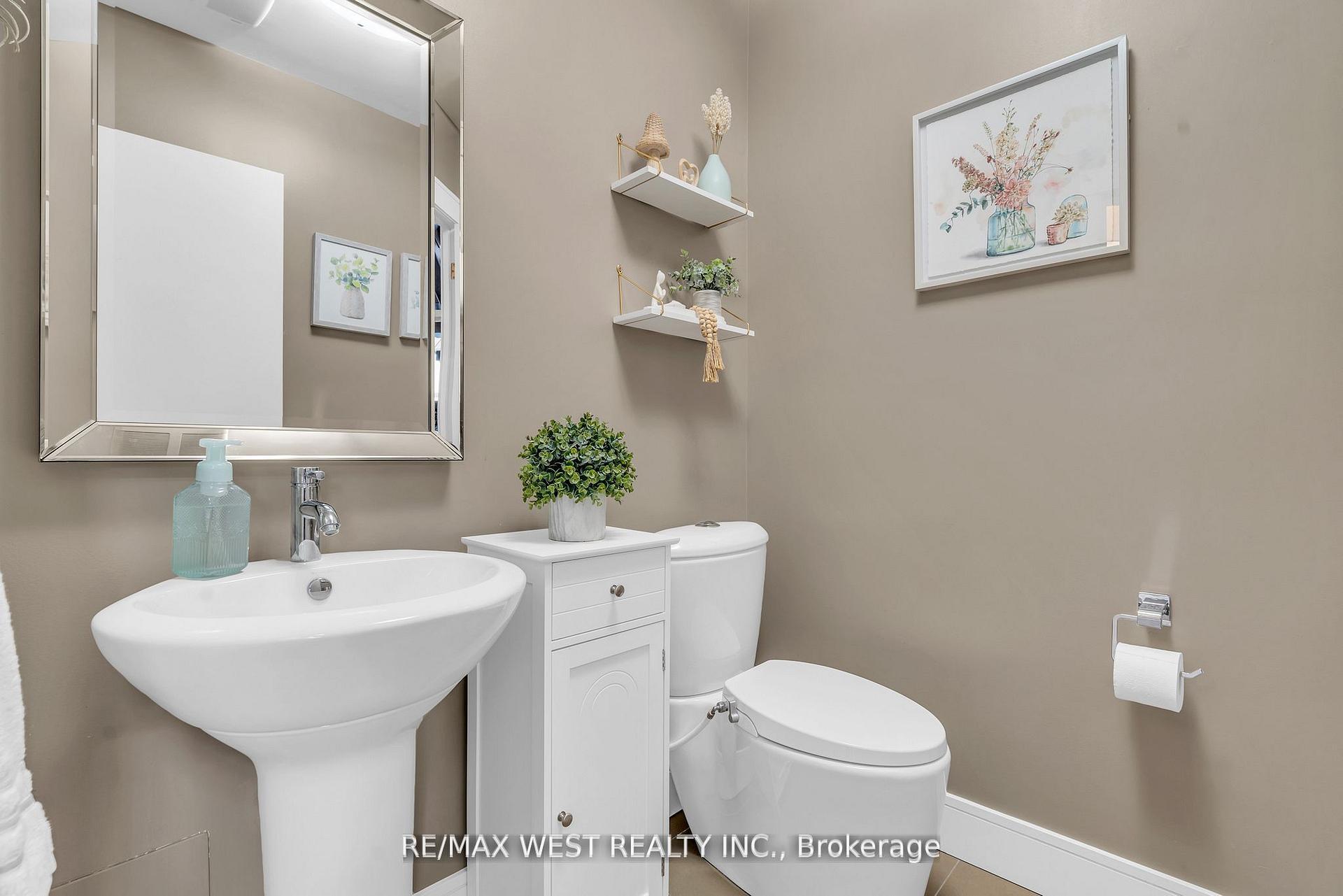 Photo 9 of Unit 704, 112 Benton Street, Kitchener, Cedar Hill — HOMEH