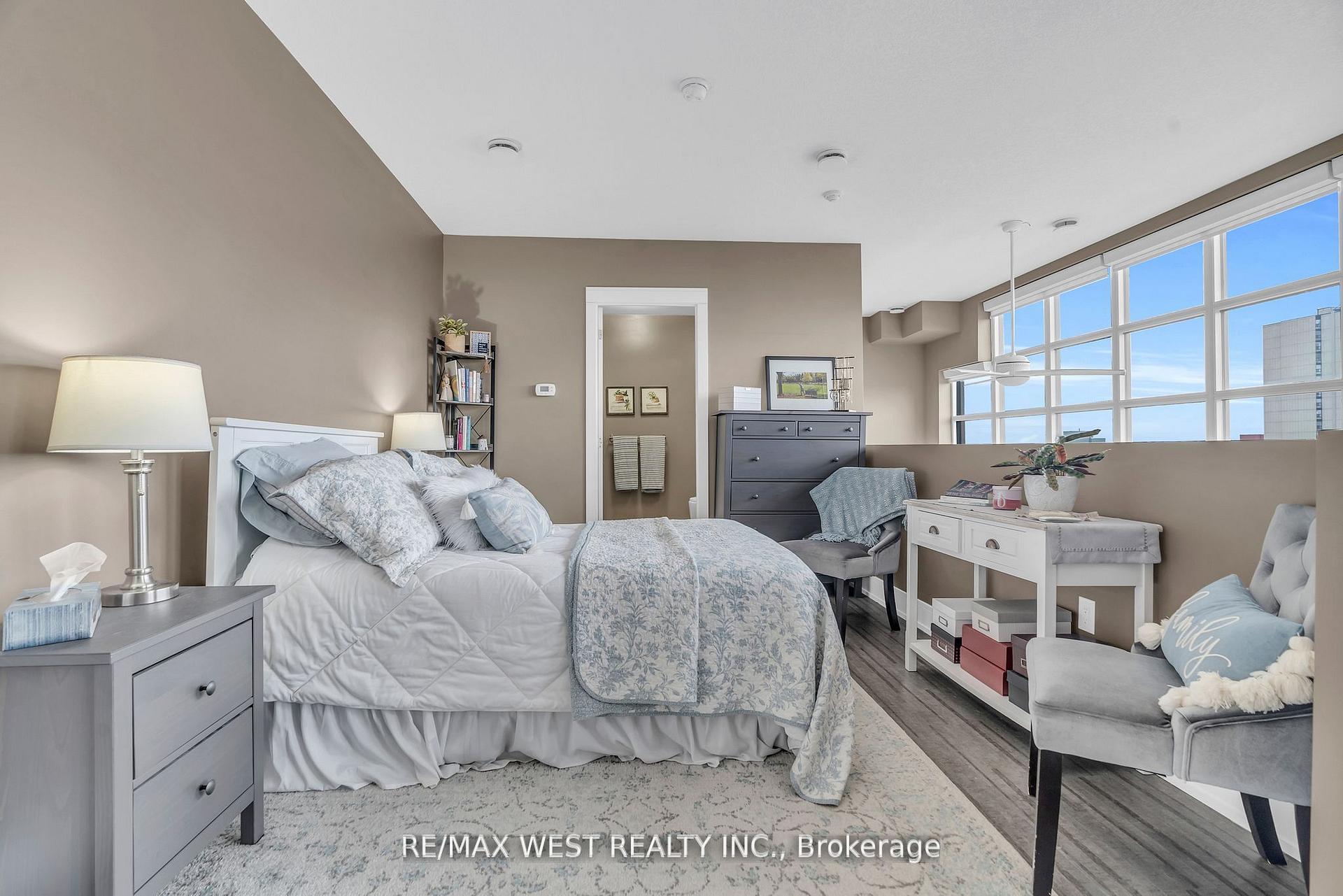 Photo 10 of Unit 704, 112 Benton Street, Kitchener, Cedar Hill — HOMEH