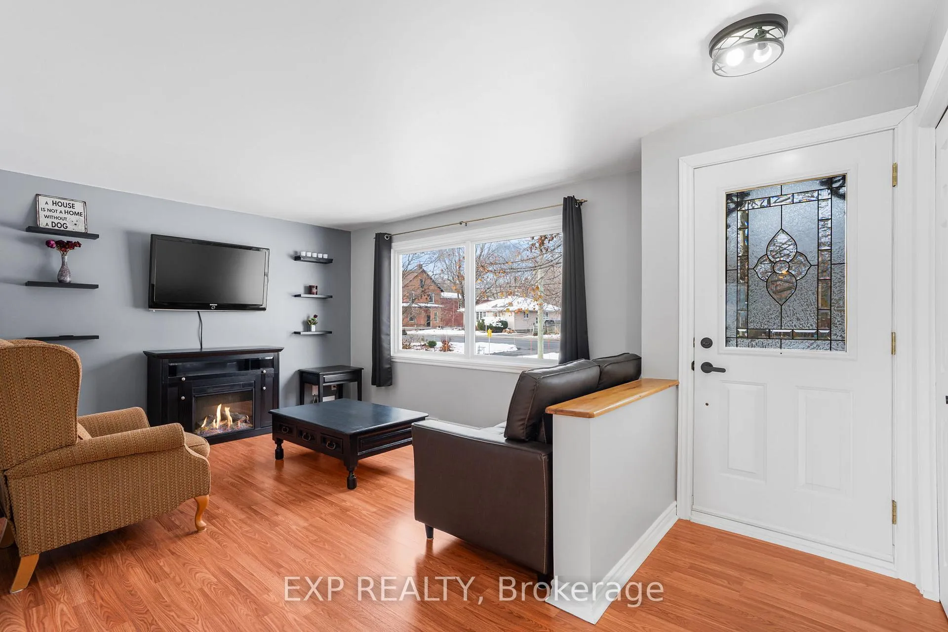 Photo 4 of 133 High Street, Champlain, Vankleek Hill — HOMEH