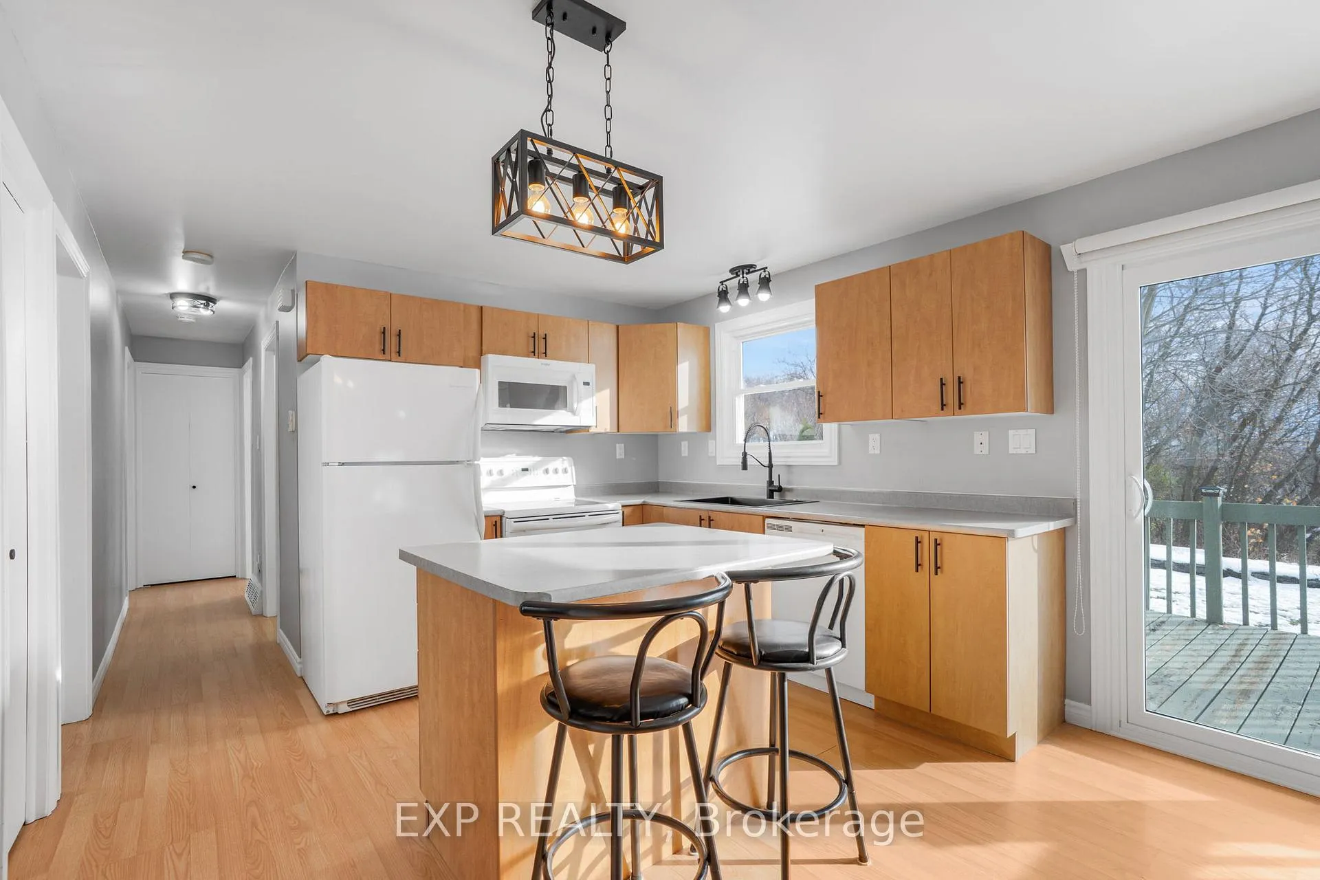 Photo 8 of 133 High Street, Champlain, Vankleek Hill — HOMEH