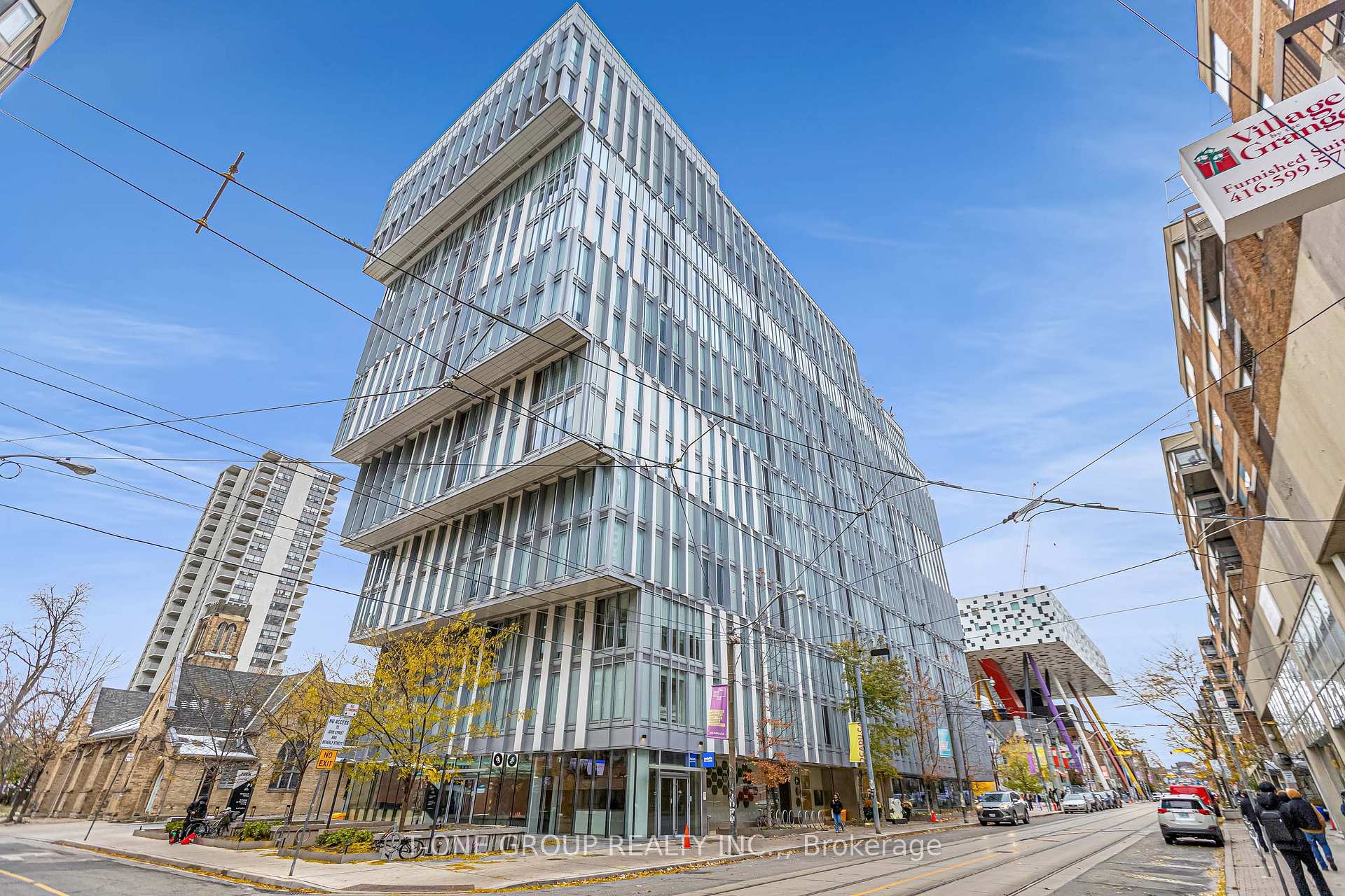 Front of Unit 513, 50 Mccaul Street