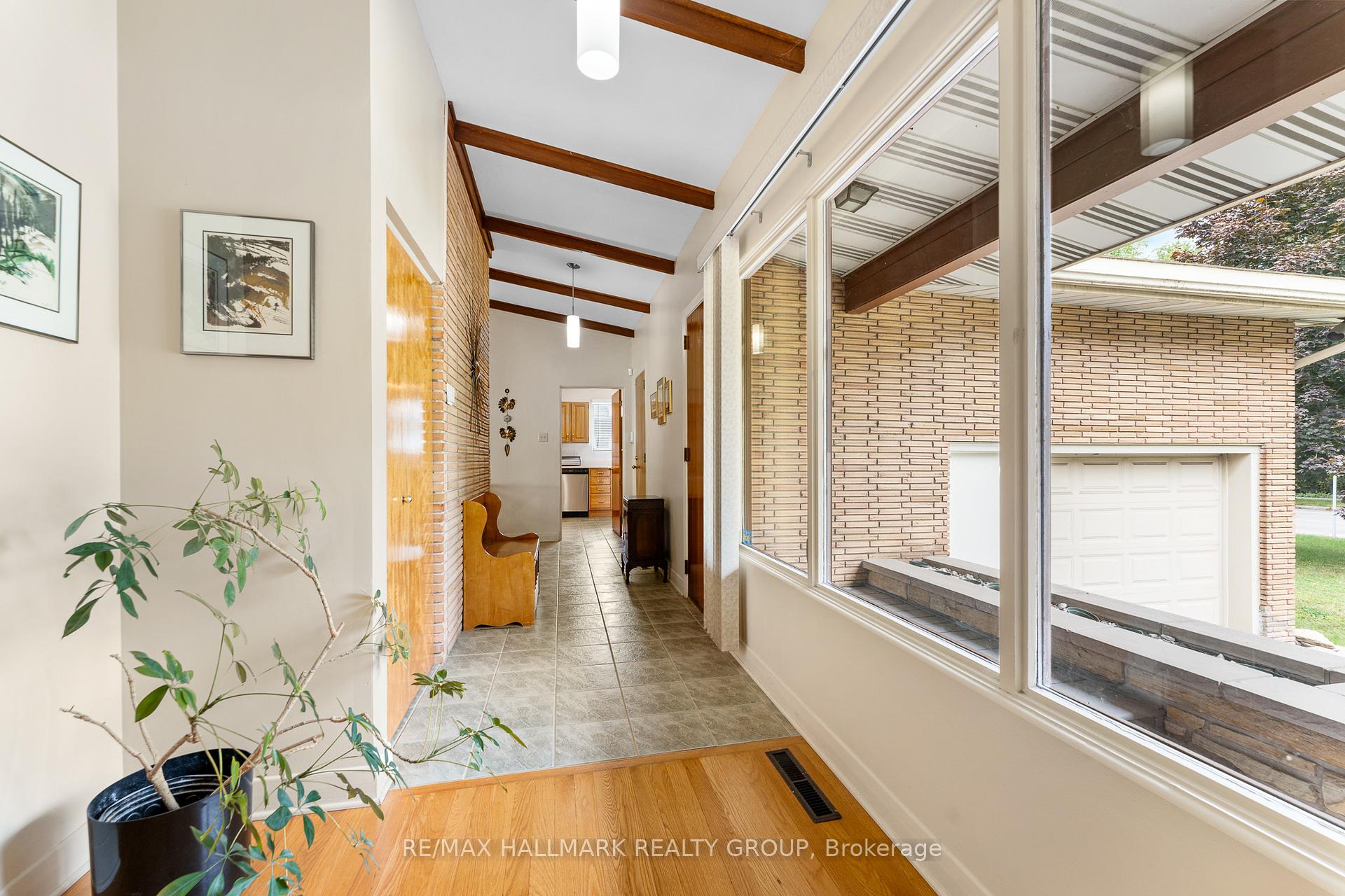 Photo 3 of 116 Sherwood Drive, Ottawa, Civic Hospital — HOMEH