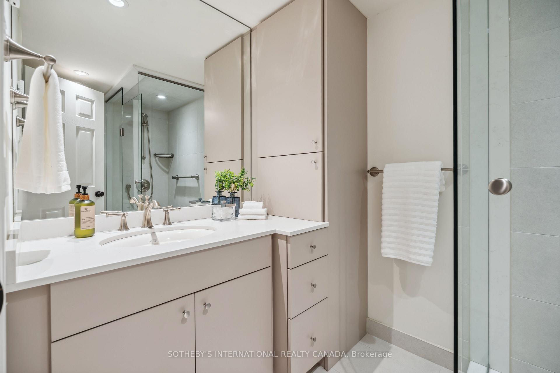 Photo 19 of Unit 401, 3900 Yonge Street, Toronto, Bedford Park-Nortown — HOMEH