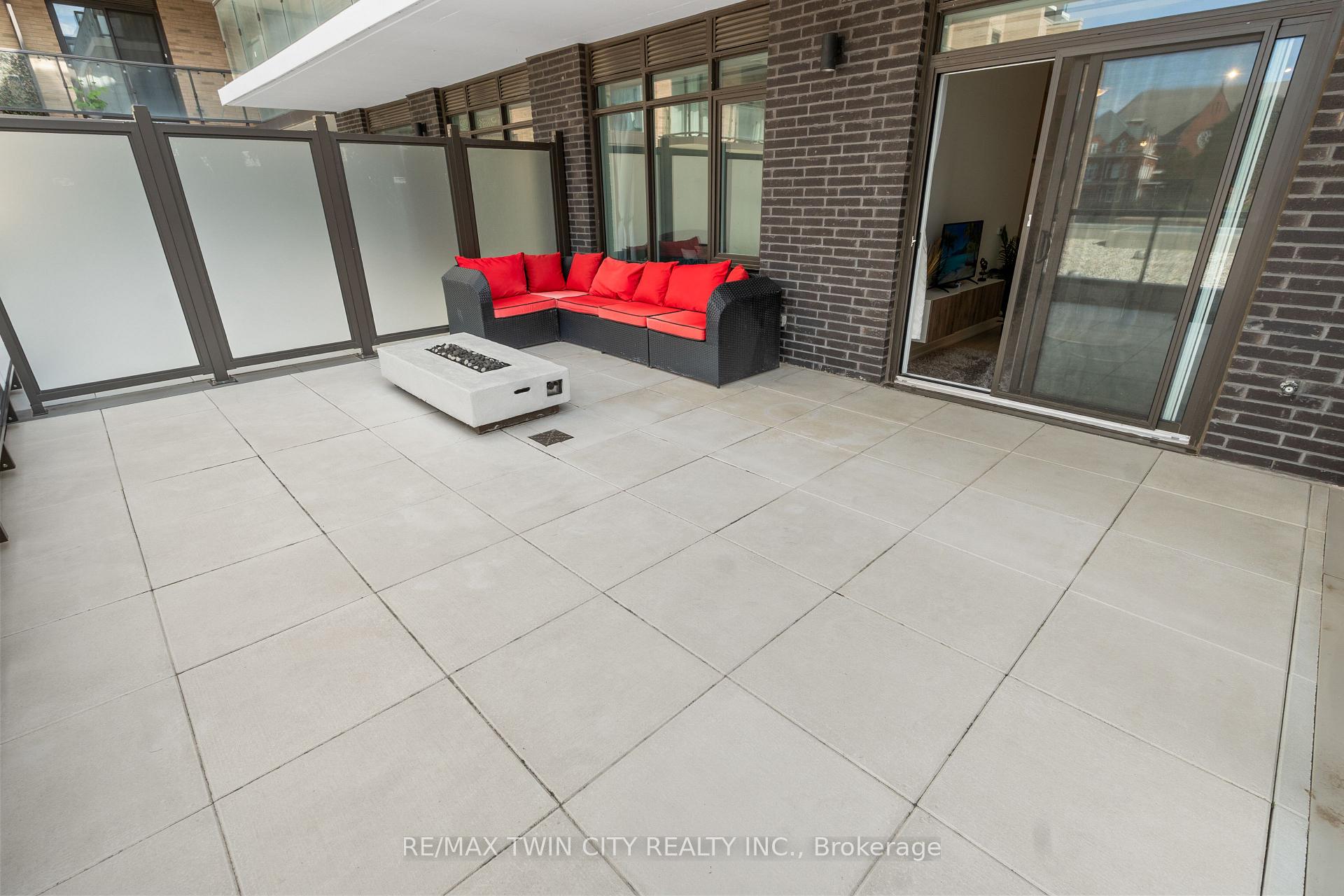 Photo 17 of Unit 228, 55 Duke Street W, Kitchener, City Commercial Core — HOMEH