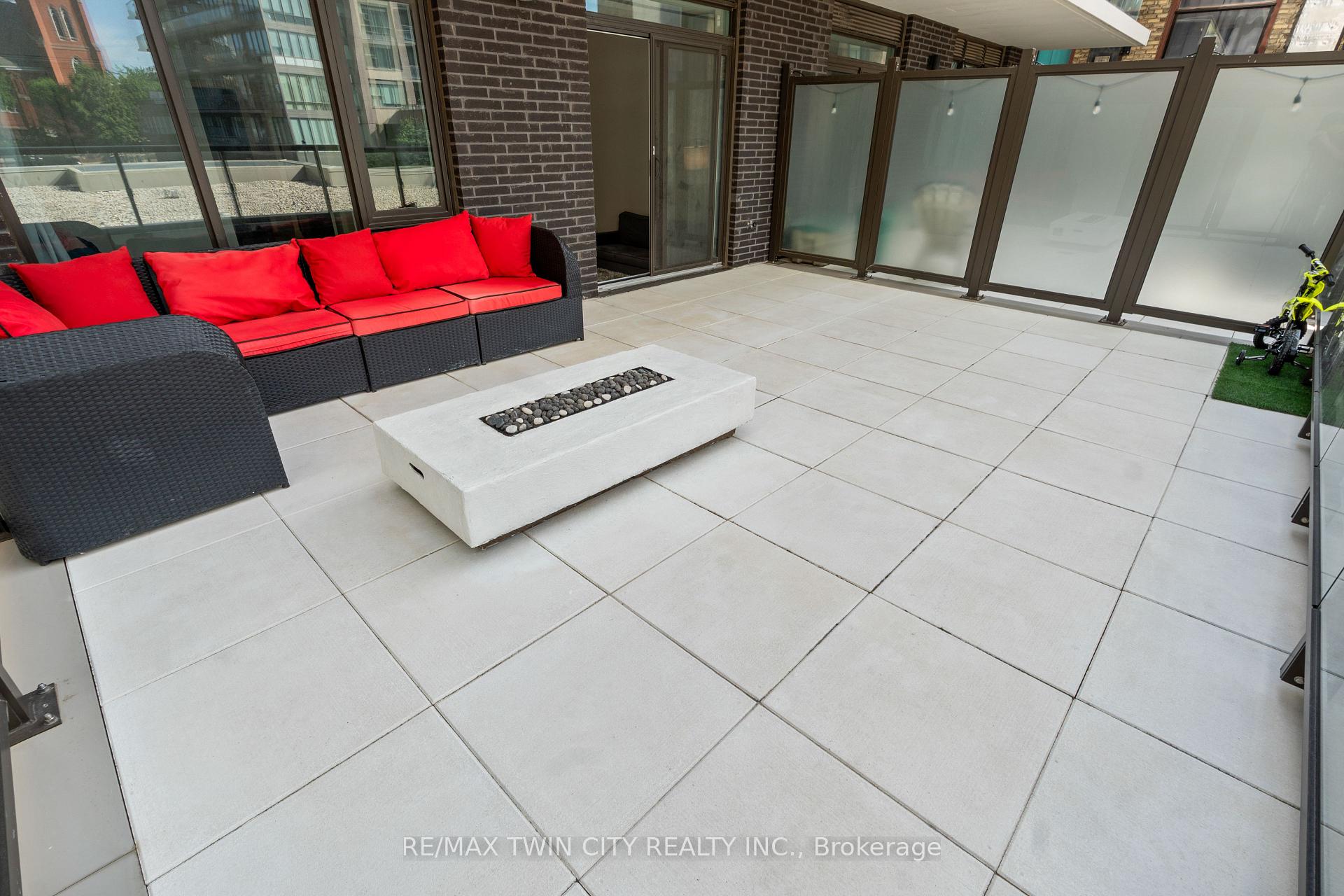Photo 18 of Unit 228, 55 Duke Street W, Kitchener, City Commercial Core — HOMEH