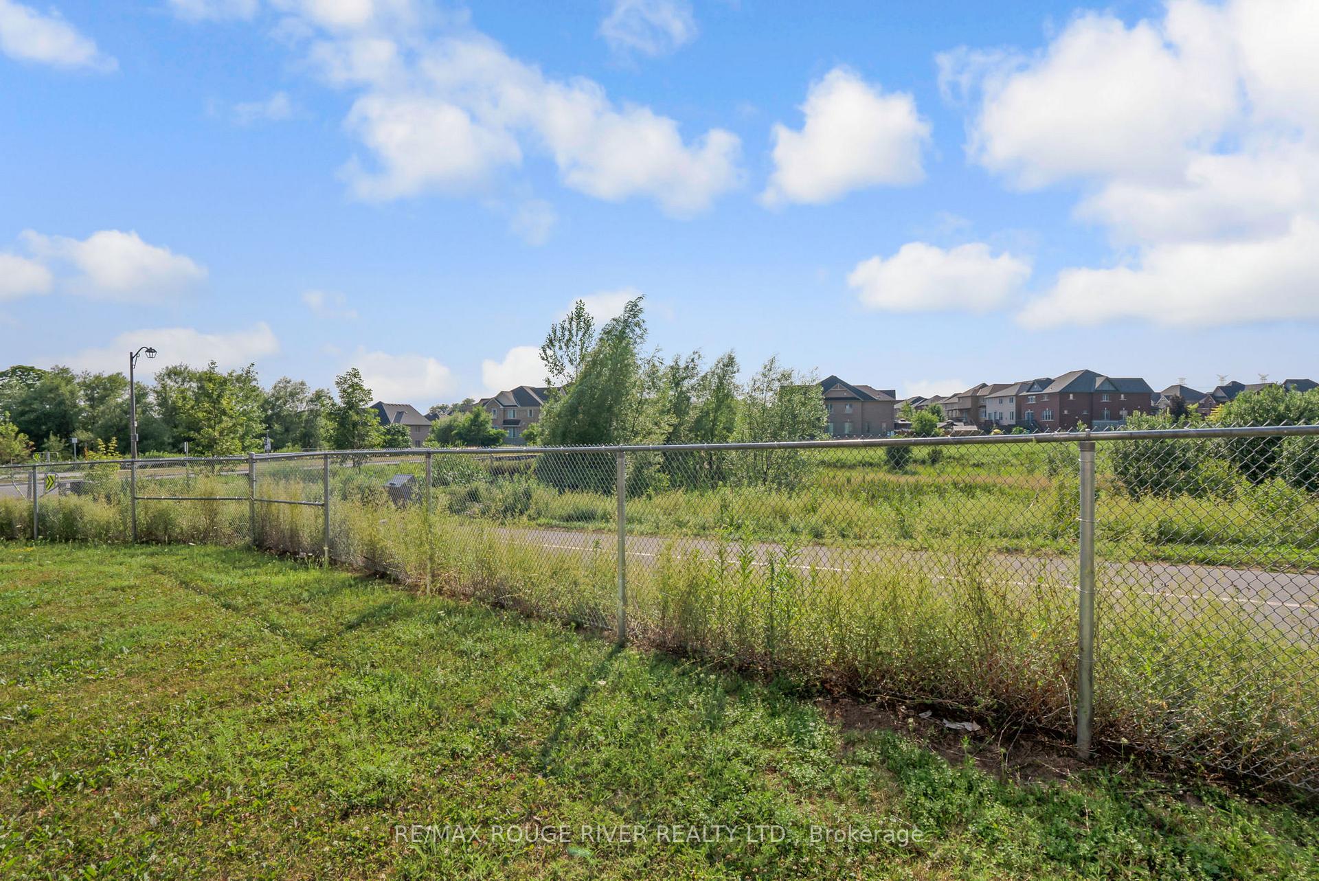 Photo 27 of 2446 Bromus Path, Oshawa, Windfields — HOMEH