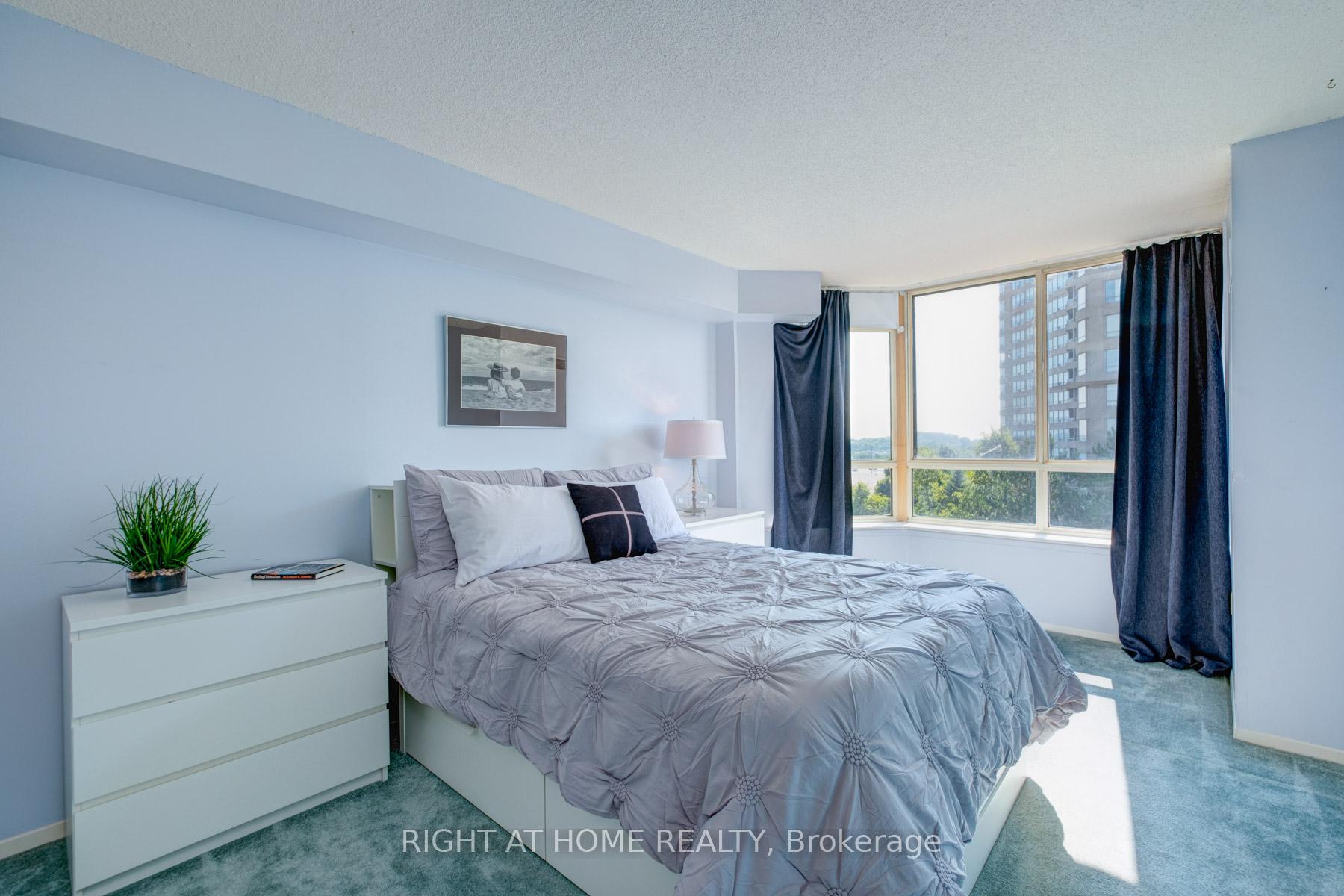 Photo 13 of Unit 605, 55 Austin Drive, Markham, Markville — HOMEH
