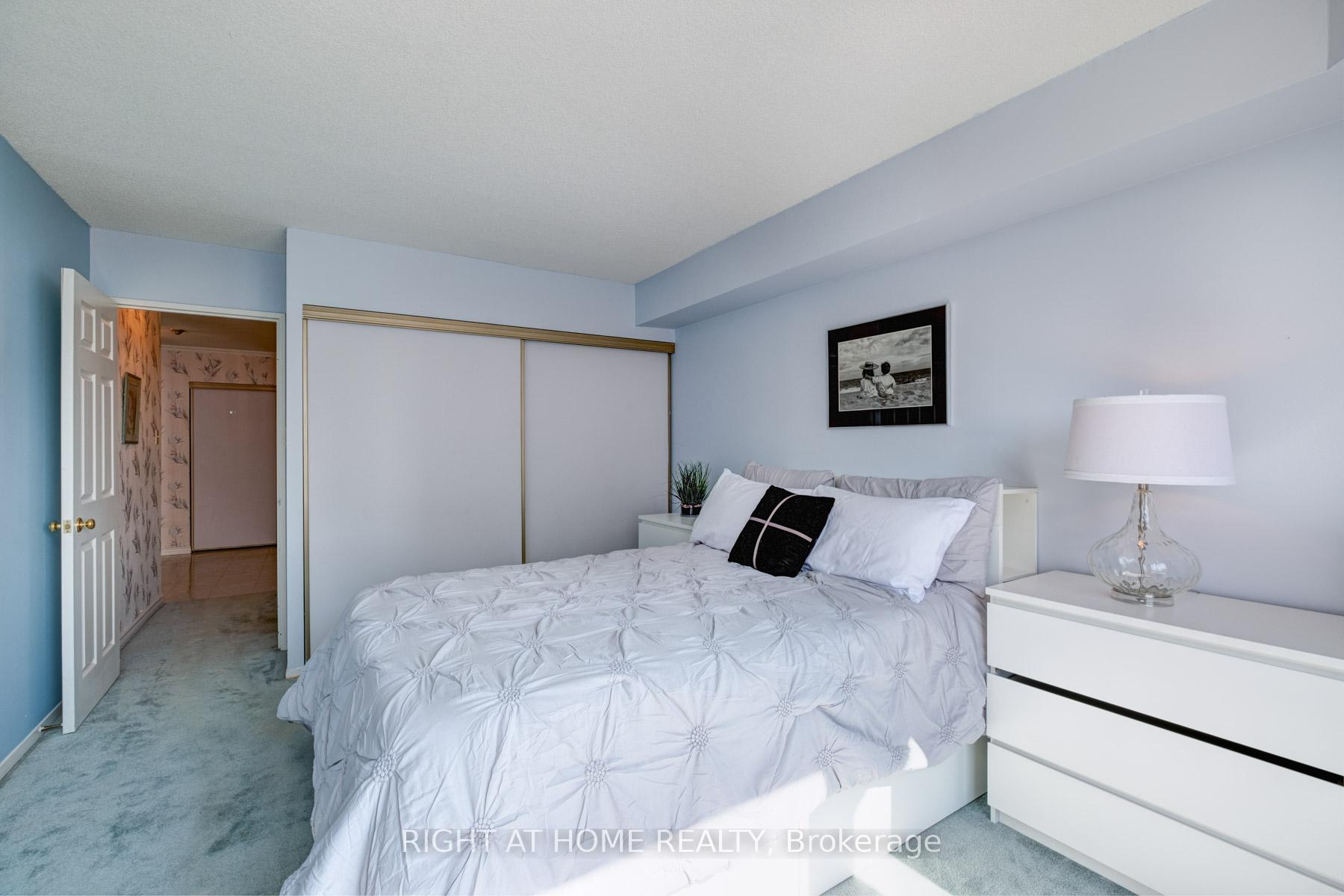 Photo 14 of Unit 605, 55 Austin Drive, Markham, Markville — HOMEH