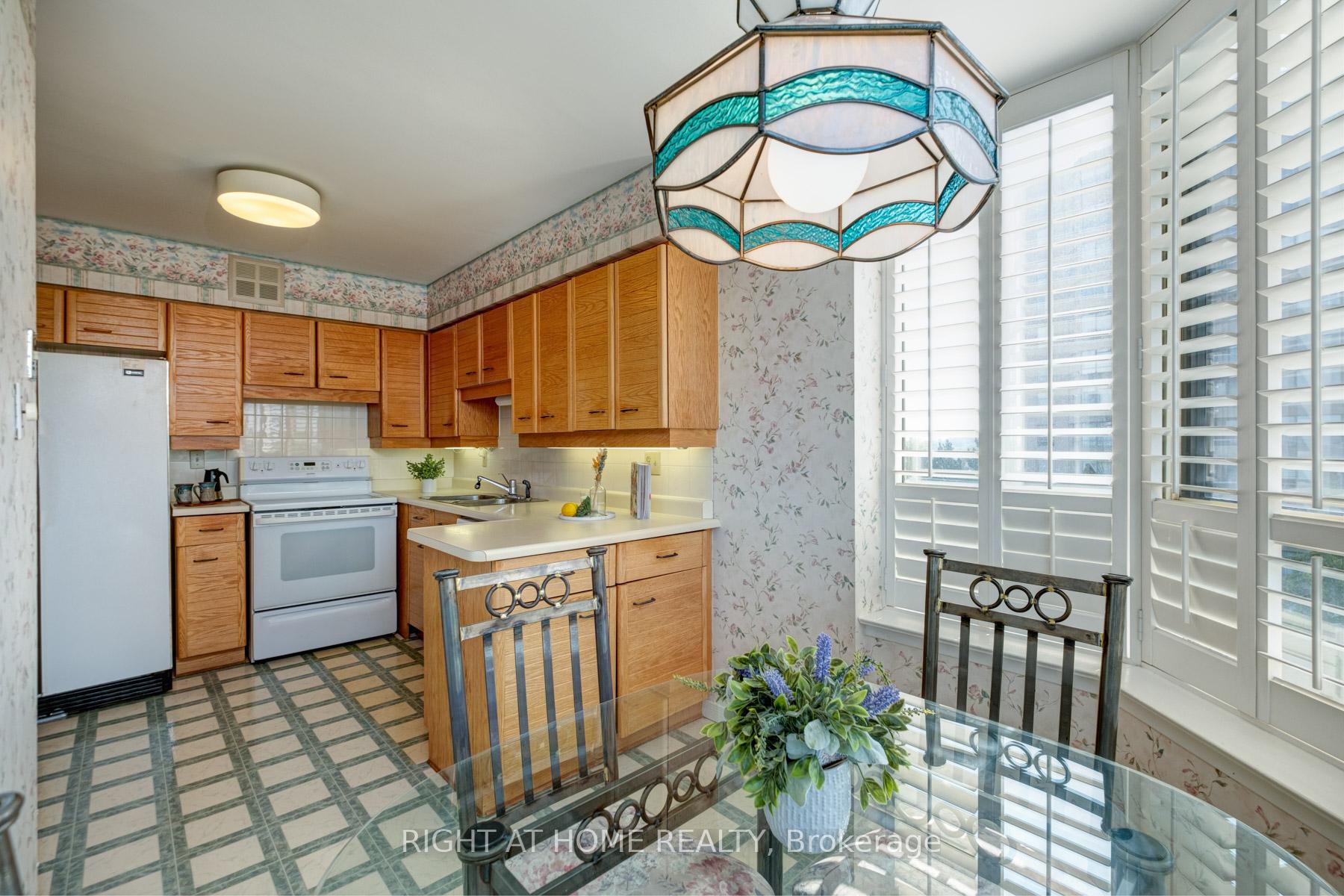 Photo 25 of Unit 605, 55 Austin Drive, Markham, Markville — HOMEH