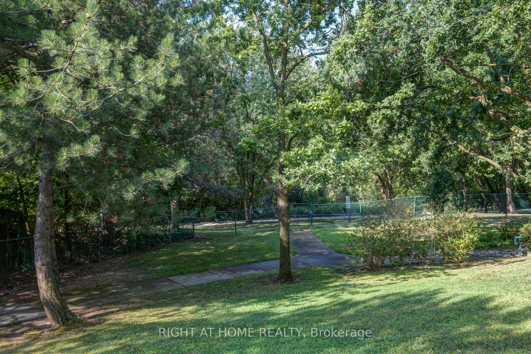 Photo 37 of Unit 605, 55 Austin Drive, Markham, Markville — HOMEH