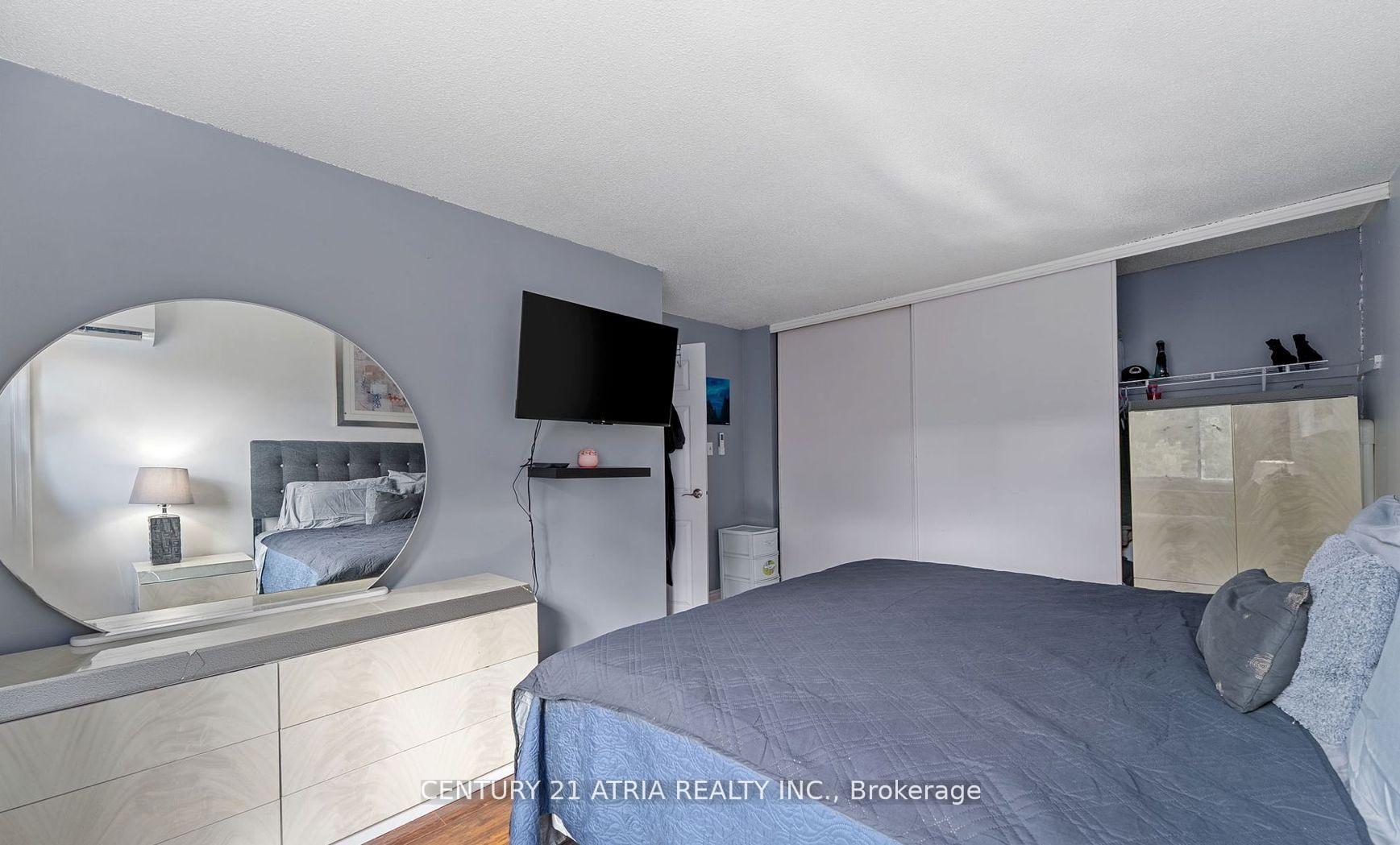 Photo 14 of Unit 239, 299 Milestone Crescent, Aurora, Aurora Village — HOMEH