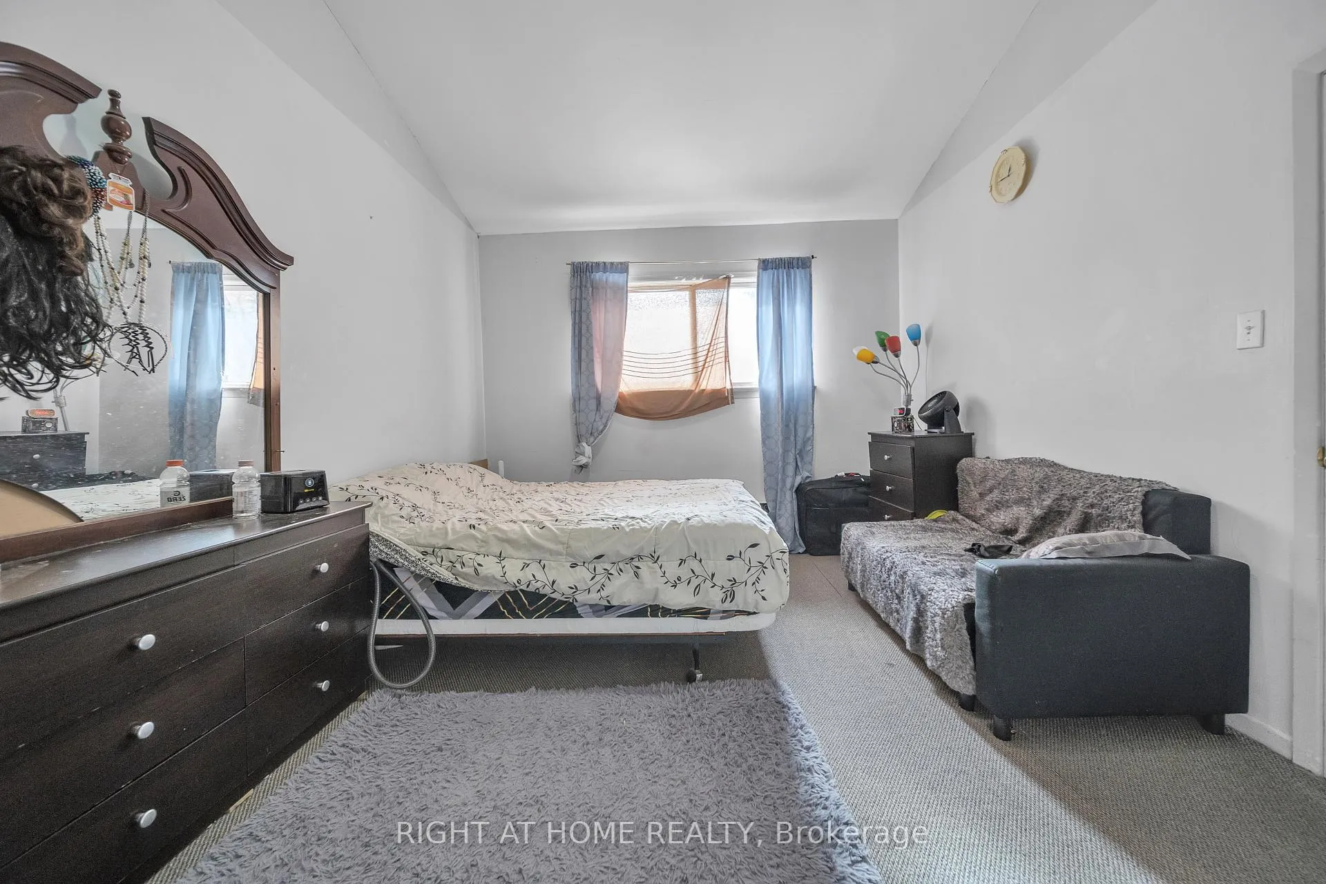 Photo 19 of 312 Westcourt Place, Waterloo — HOMEH