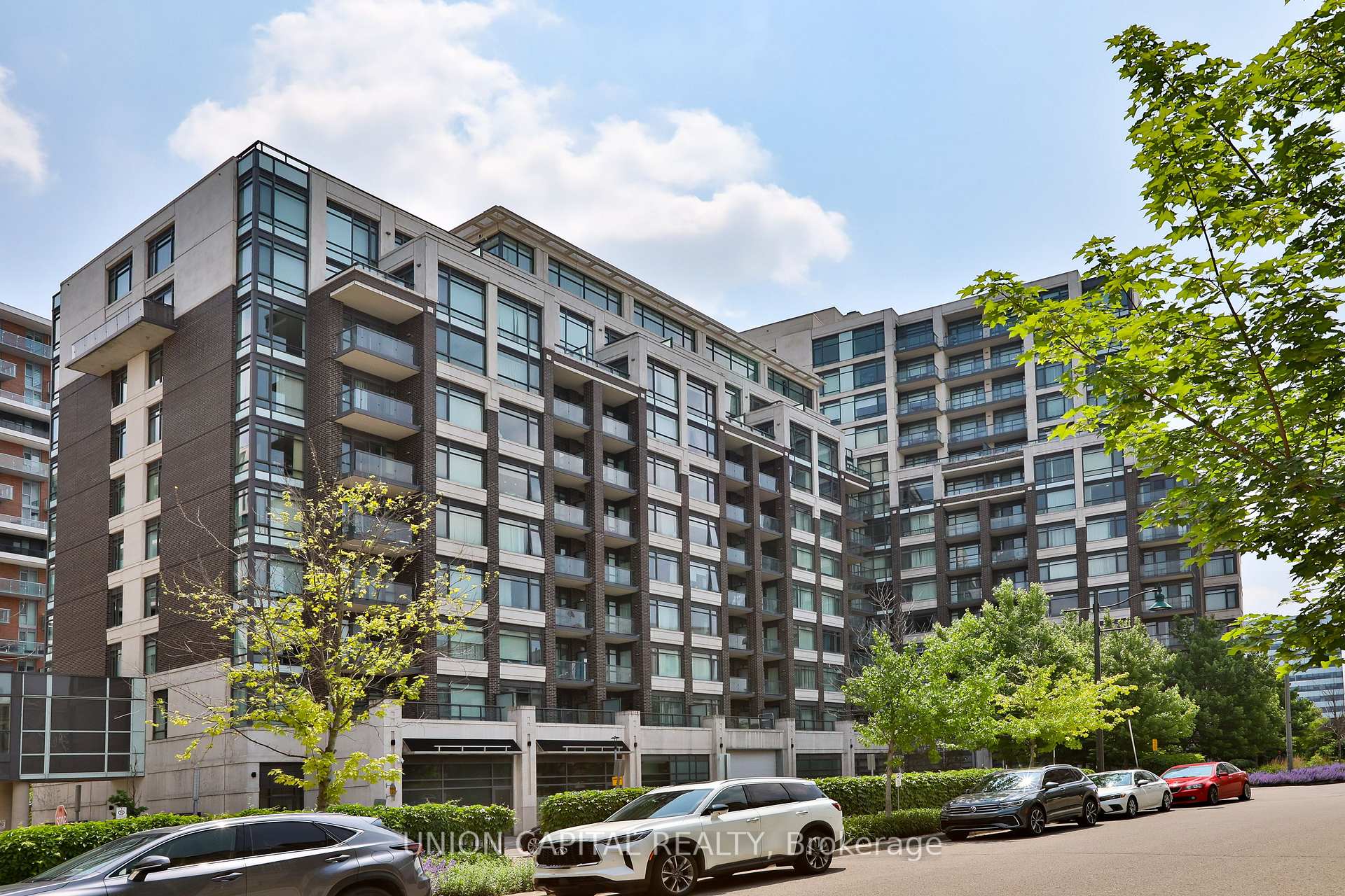 Photo 2 of Unit 801, 8110 Birchmount Road, Markham, Unionville — HOMEH