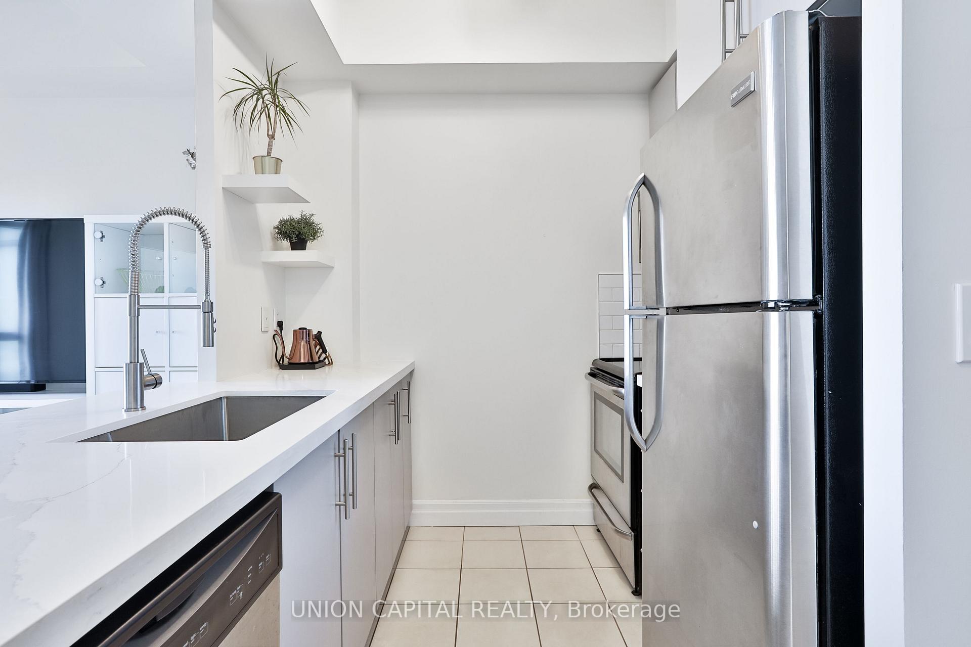 Photo 9 of Unit 801, 8110 Birchmount Road, Markham, Unionville — HOMEH
