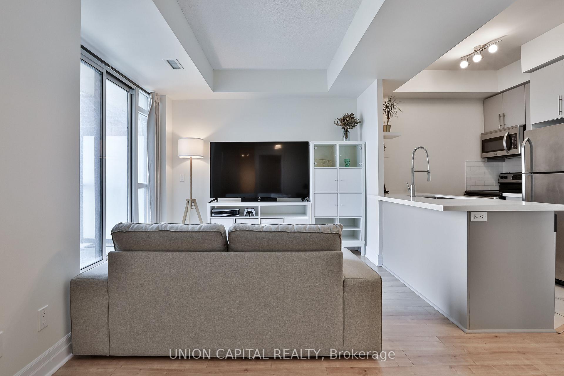 Photo 13 of Unit 801, 8110 Birchmount Road, Markham, Unionville — HOMEH