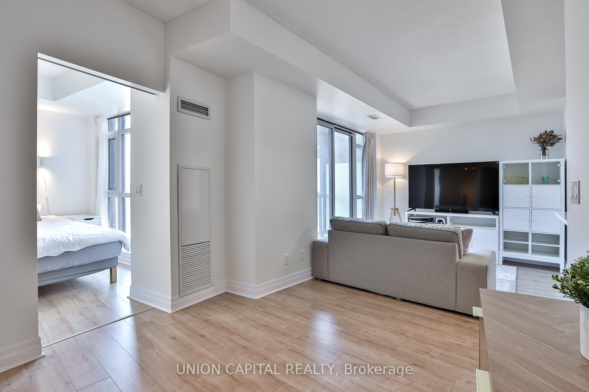 Photo 17 of Unit 801, 8110 Birchmount Road, Markham, Unionville — HOMEH