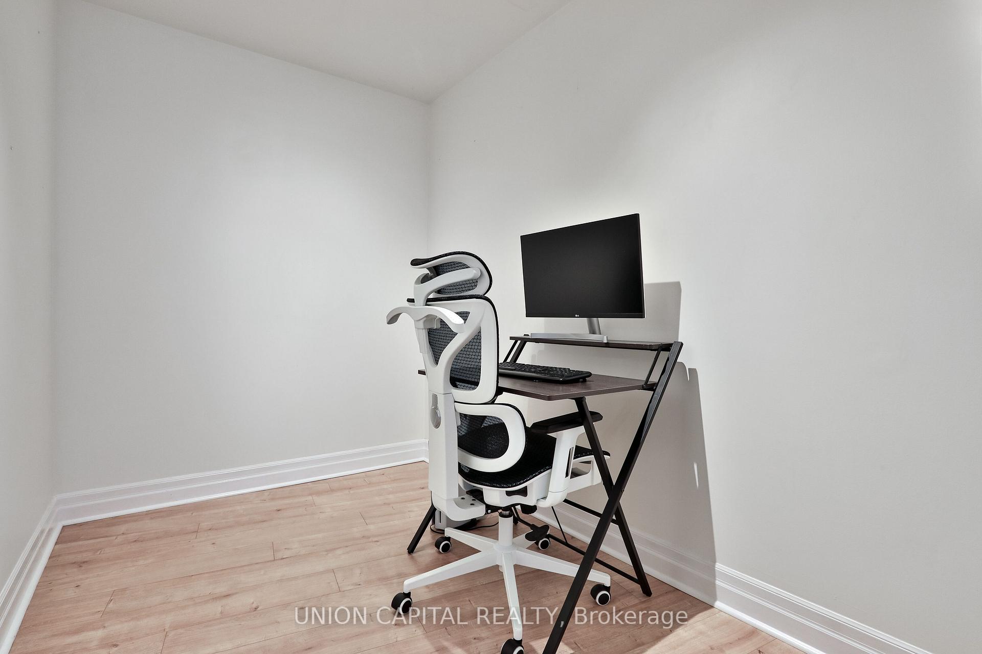 Photo 19 of Unit 801, 8110 Birchmount Road, Markham, Unionville — HOMEH
