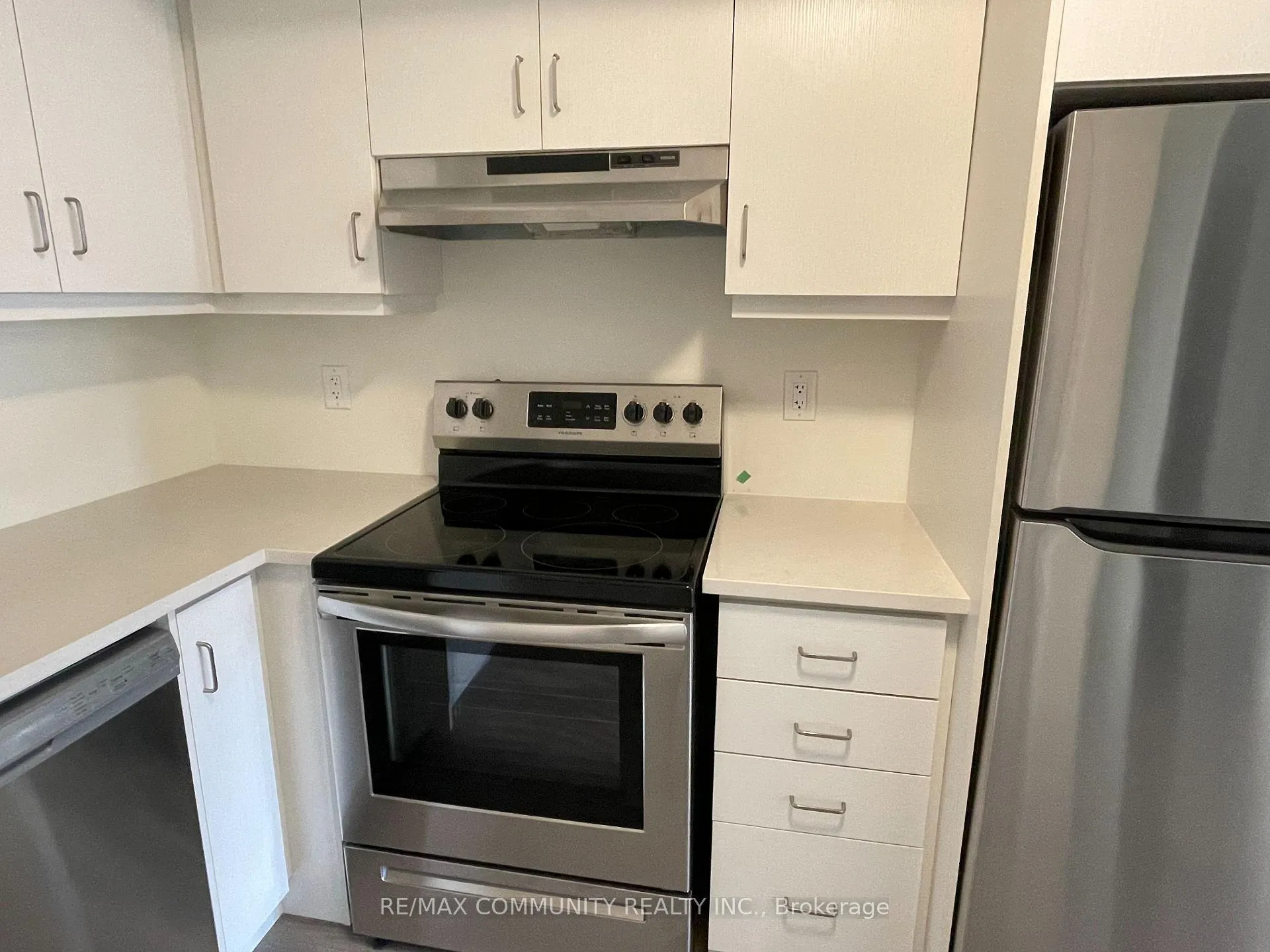 Photo 5 of Unit 516, 2791 Eglinton Avenue E, Scarborough, Eglinton East — HOMEH