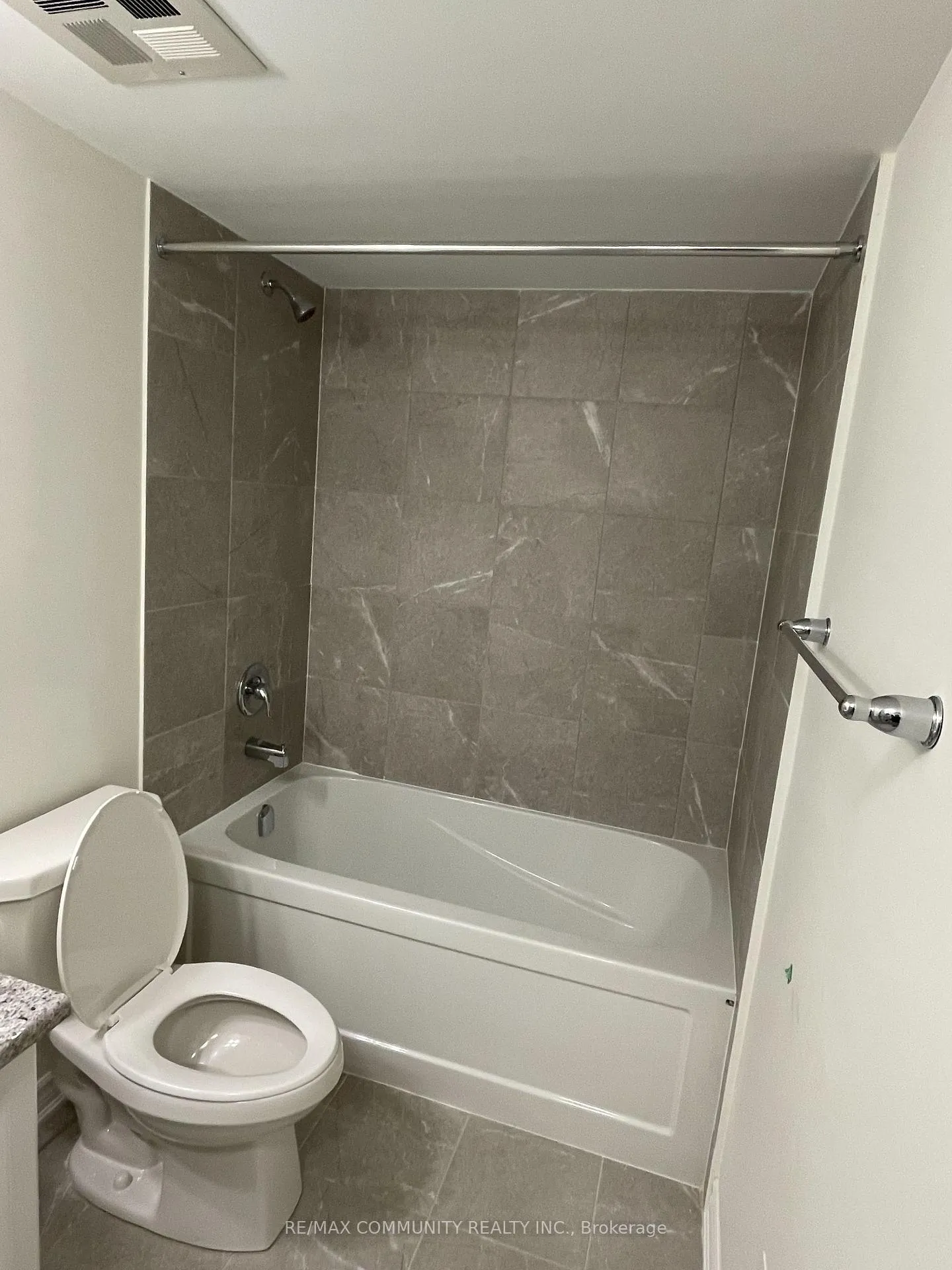 Photo 8 of Unit 516, 2791 Eglinton Avenue E, Scarborough, Eglinton East — HOMEH