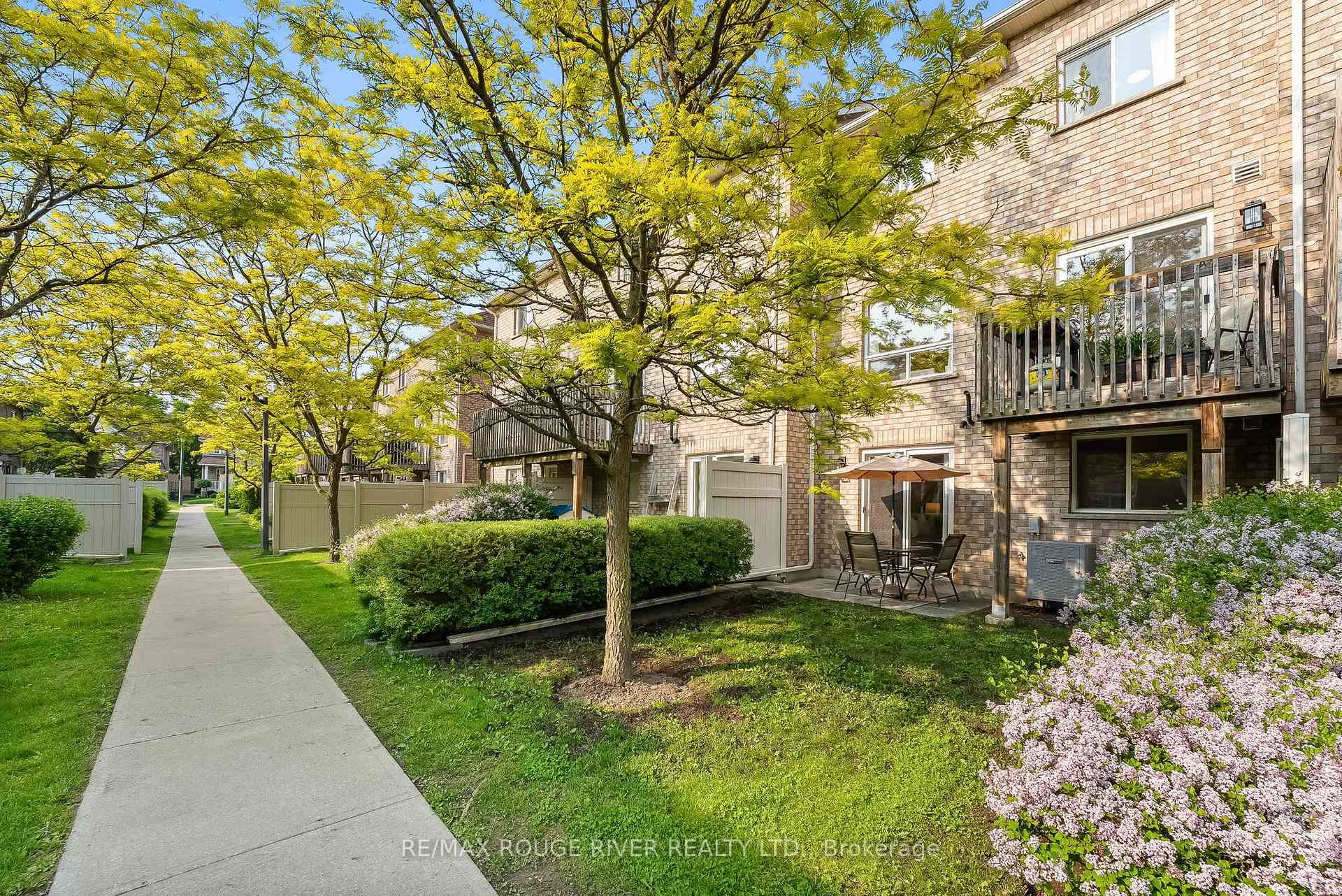 Photo 37 of Unit 49, 1087 Ormond Drive, Oshawa, Samac — HOMEH