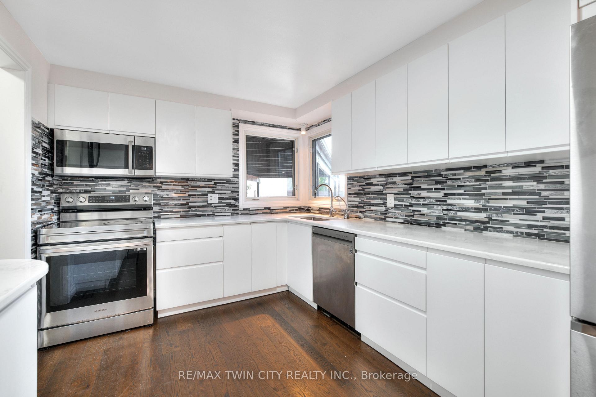 Photo 10 of Unit 8, 28 Underhill Crescent, Kitchener — HOMEH