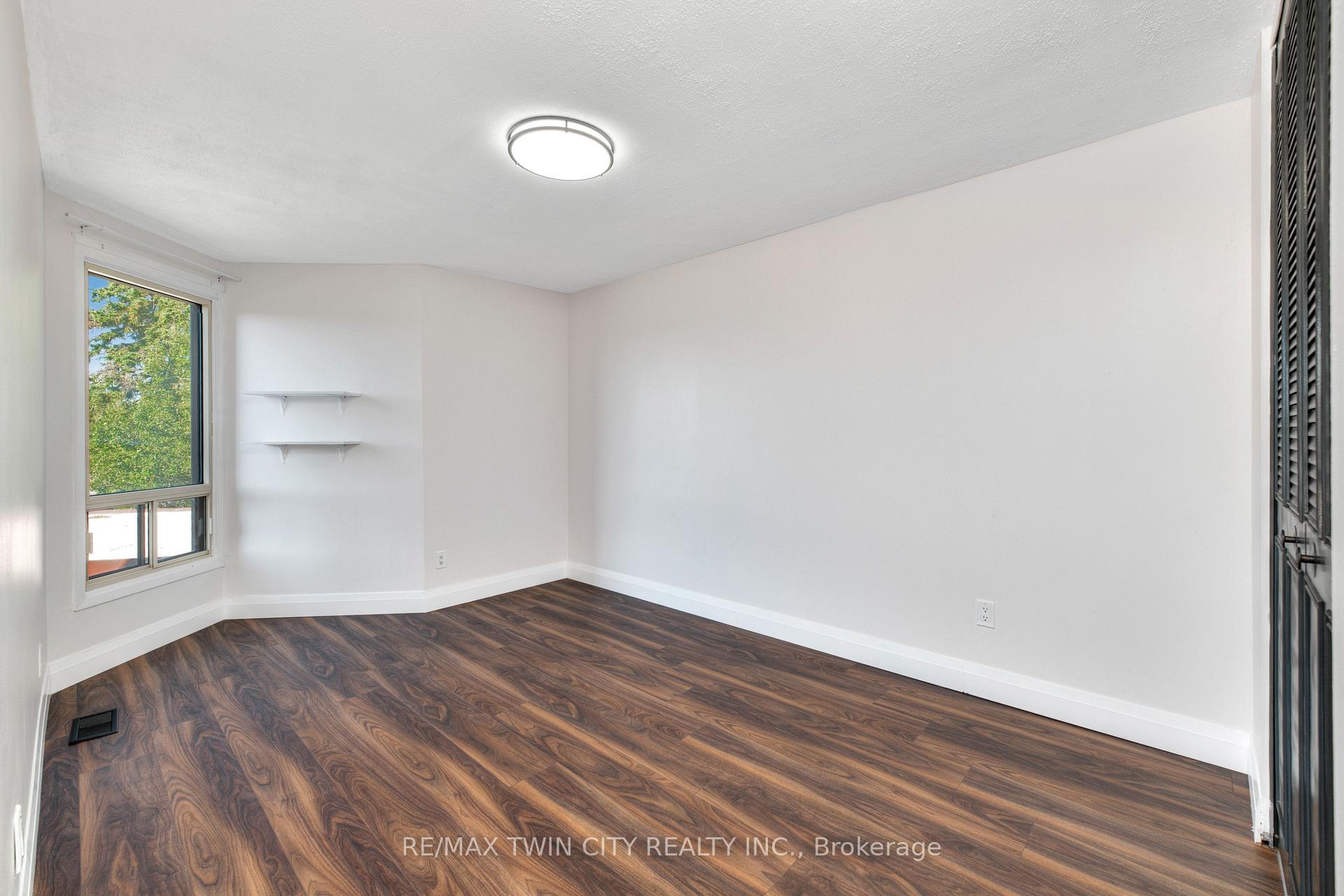 Photo 22 of Unit 8, 28 Underhill Crescent, Kitchener — HOMEH