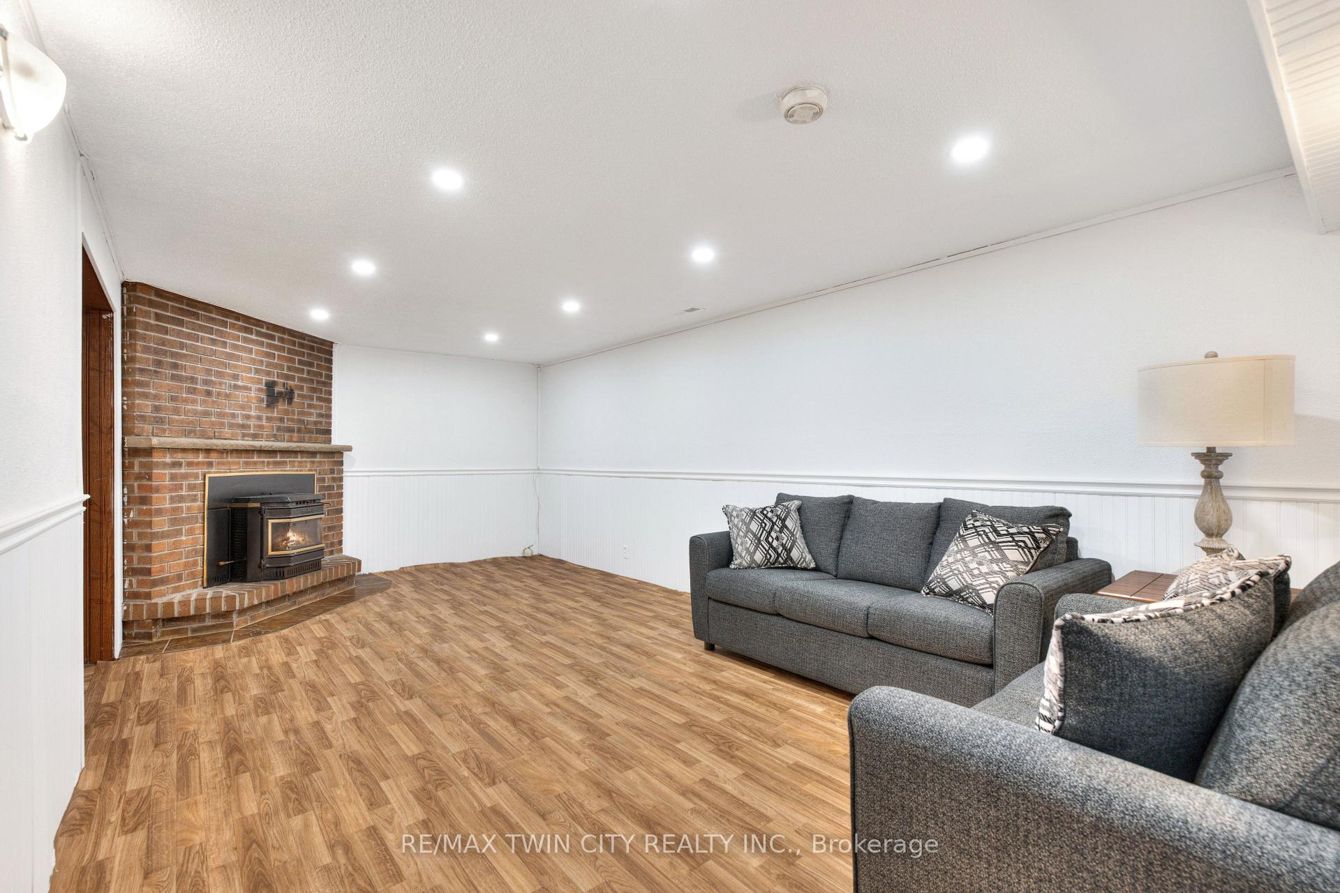 Photo 25 of Unit 8, 28 Underhill Crescent, Kitchener — HOMEH