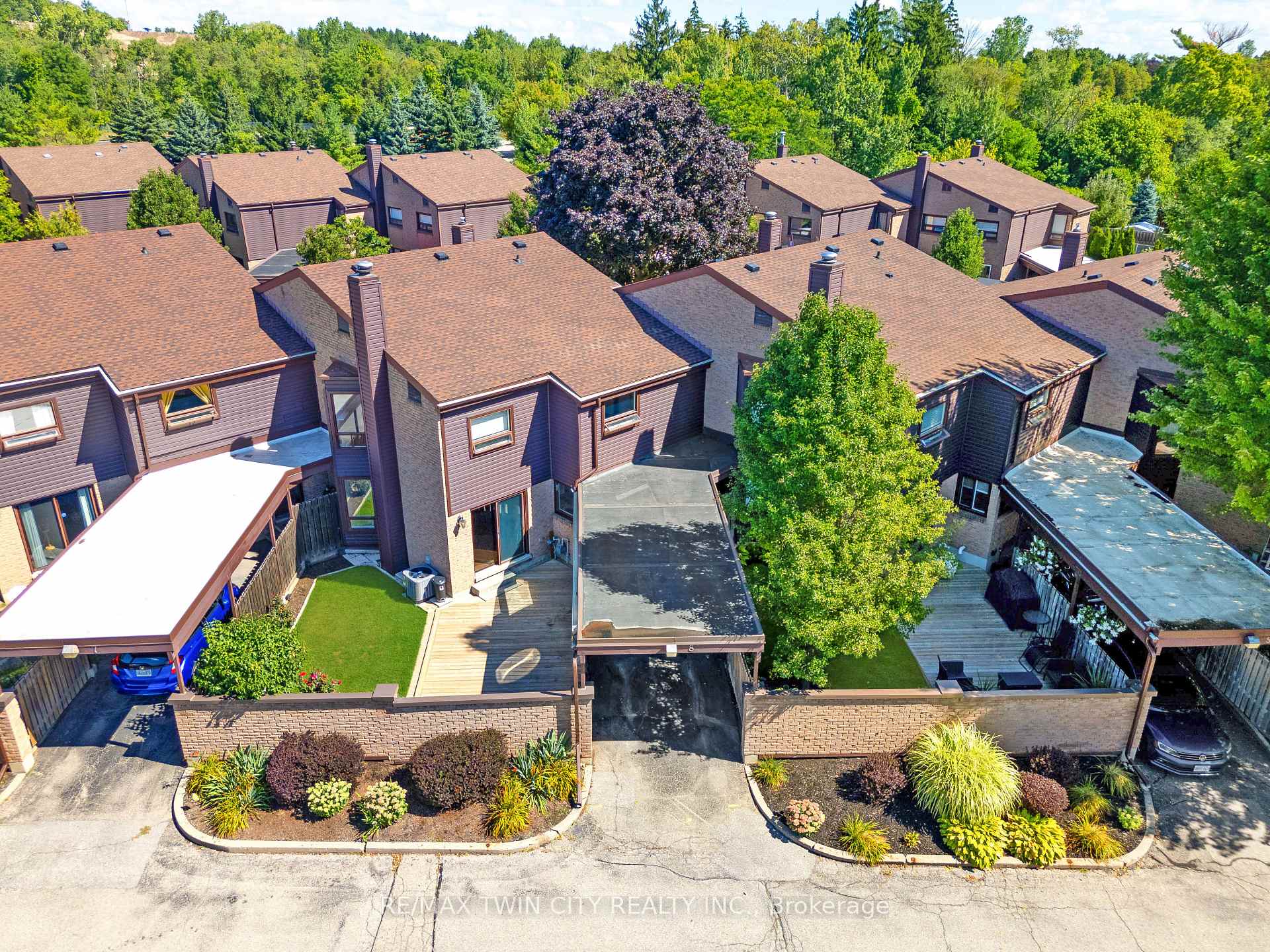 Photo 36 of Unit 8, 28 Underhill Crescent, Kitchener — HOMEH
