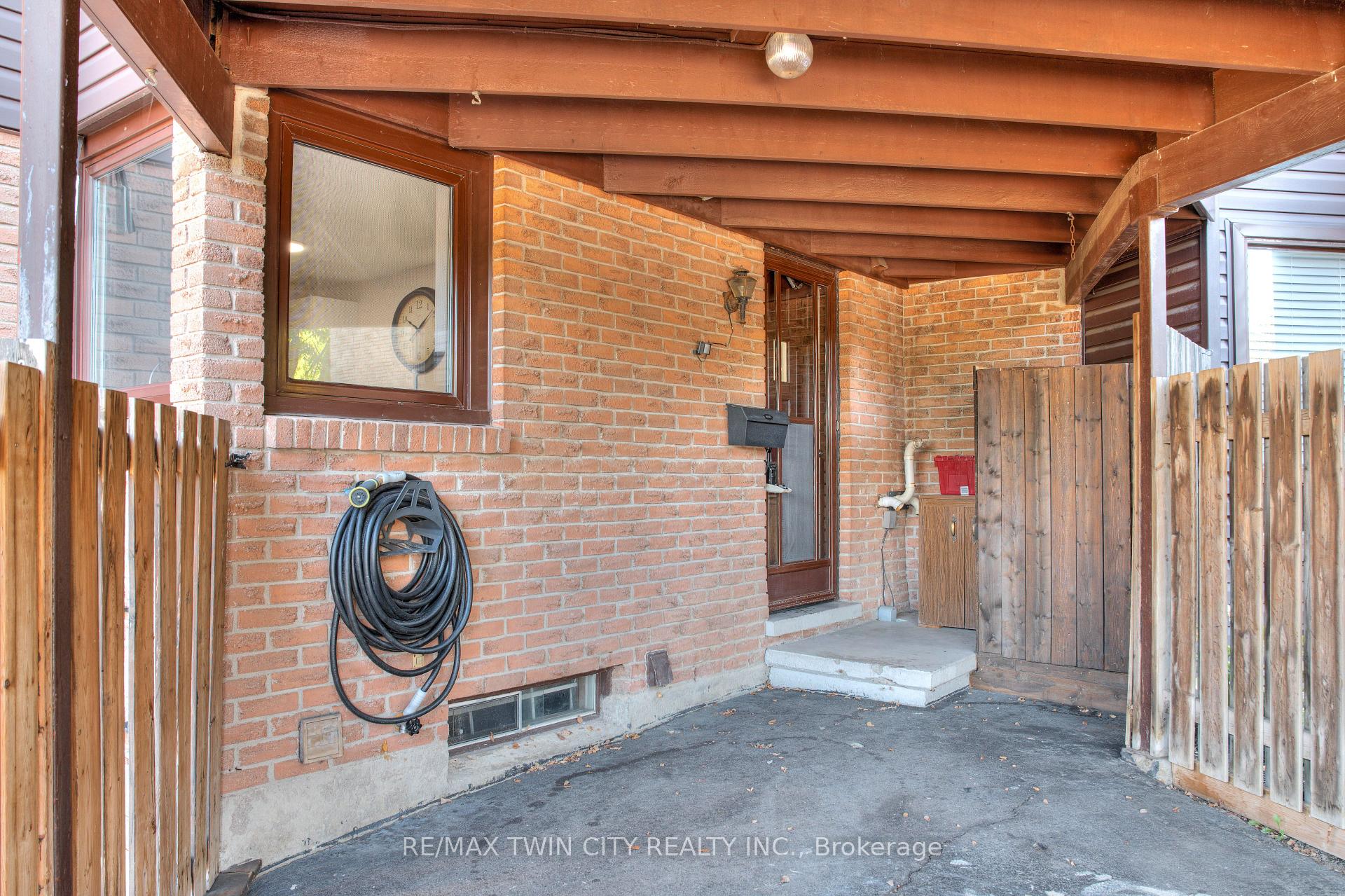 Photo 48 of Unit 8, 28 Underhill Crescent, Kitchener — HOMEH