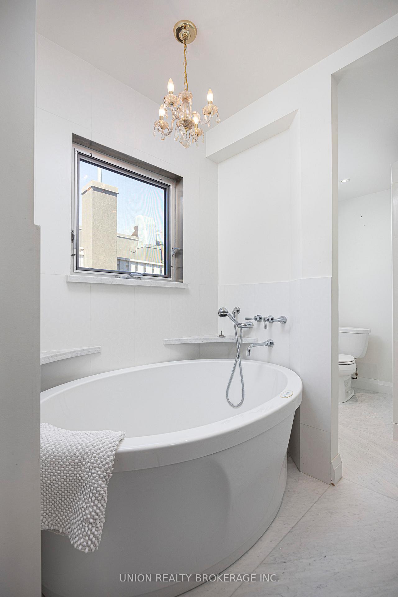 Photo 23 of Unit 303, 1852 Queen Street E, Toronto, The Beaches — HOMEH