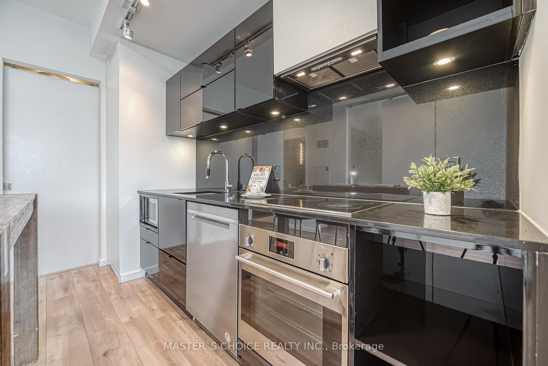 Photo 6 of Unit 2806, 125 Peter Street, Toronto, Waterfront Communities — HOMEH