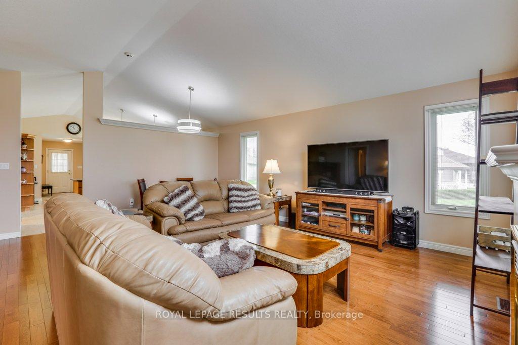Photo 19 of Unit 12, 20 Windemere Place, St. Thomas — HOMEH