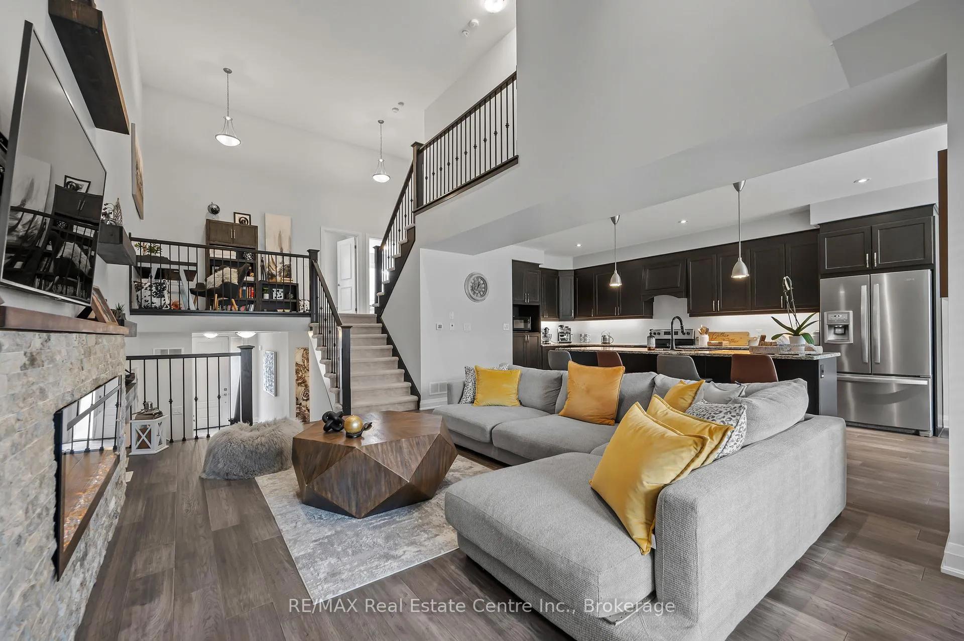 Photo 5 of Unit 21, 271 Grey Silo Road, Waterloo — HOMEH