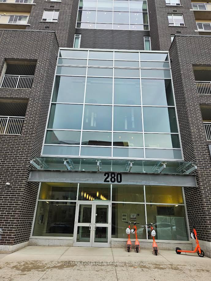 Front of Unit 623, 280 Lester Street