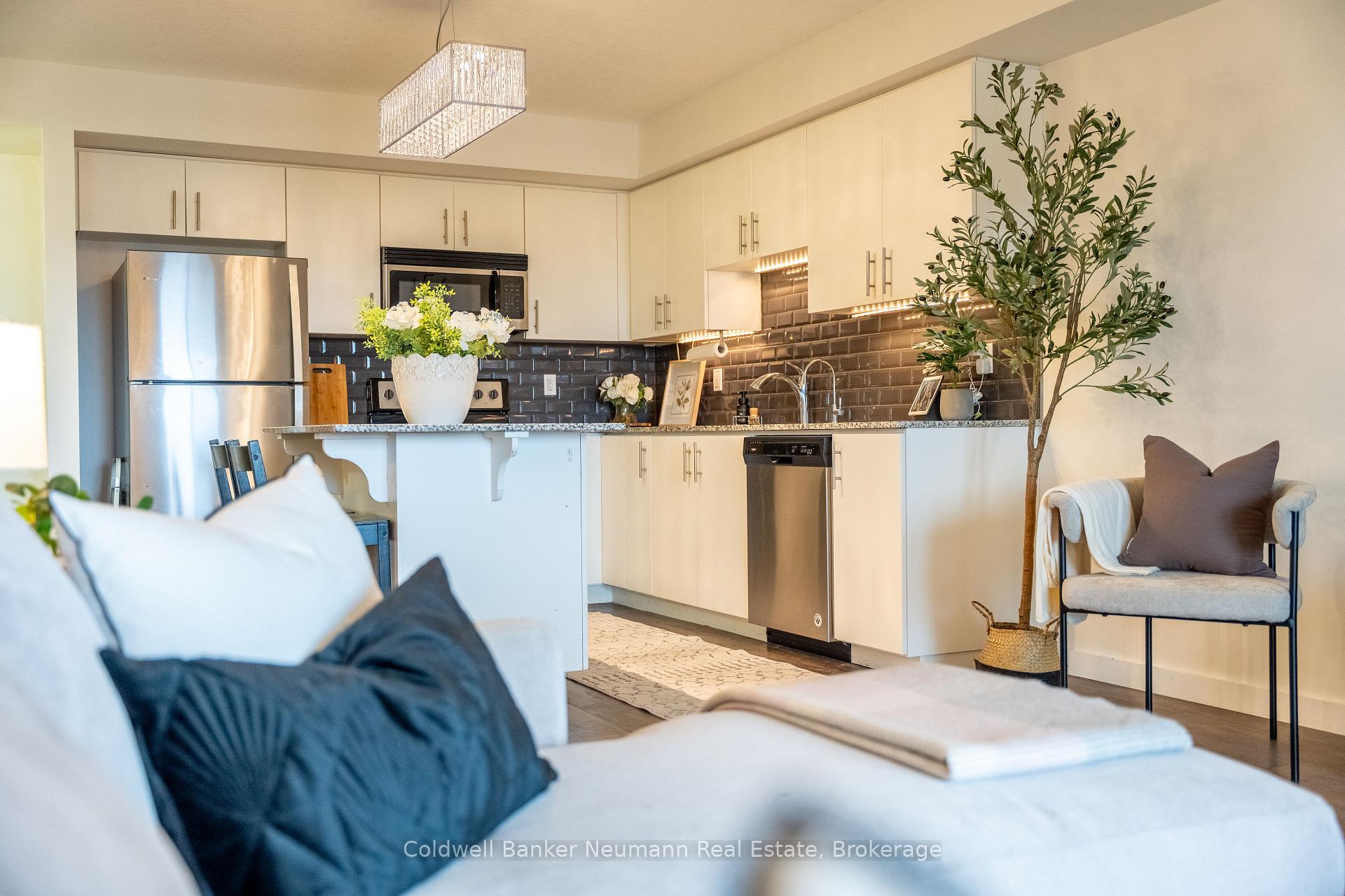 Photo 1 of Unit 406, 25 Kay Crescent, Guelph, Pineridge/Westminster Woods — HOMEH
