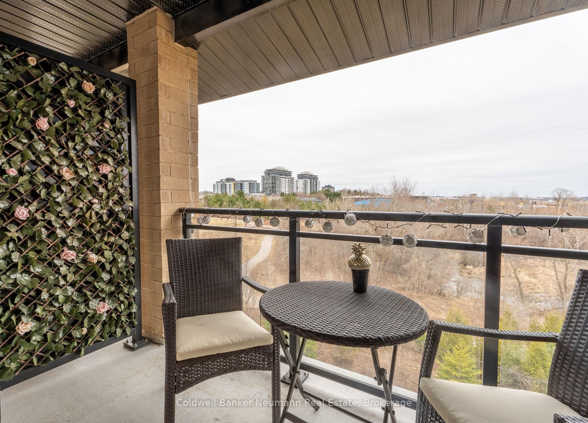 Photo 11 of Unit 406, 25 Kay Crescent, Guelph, Pineridge/Westminster Woods — HOMEH