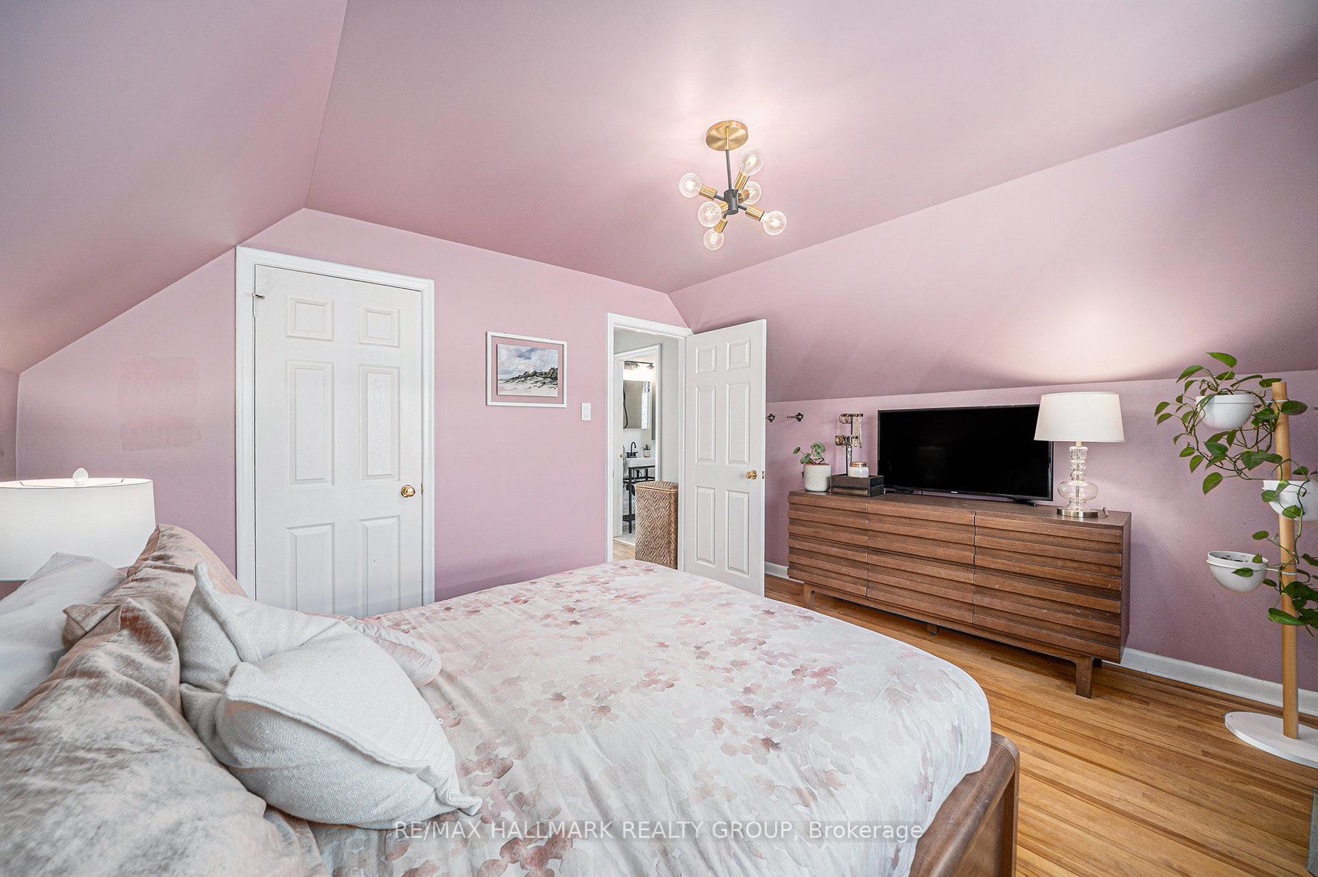 Photo 18 of 921 Wingate Drive, Ottawa, Elmvale Acres/Urbandale — HOMEH