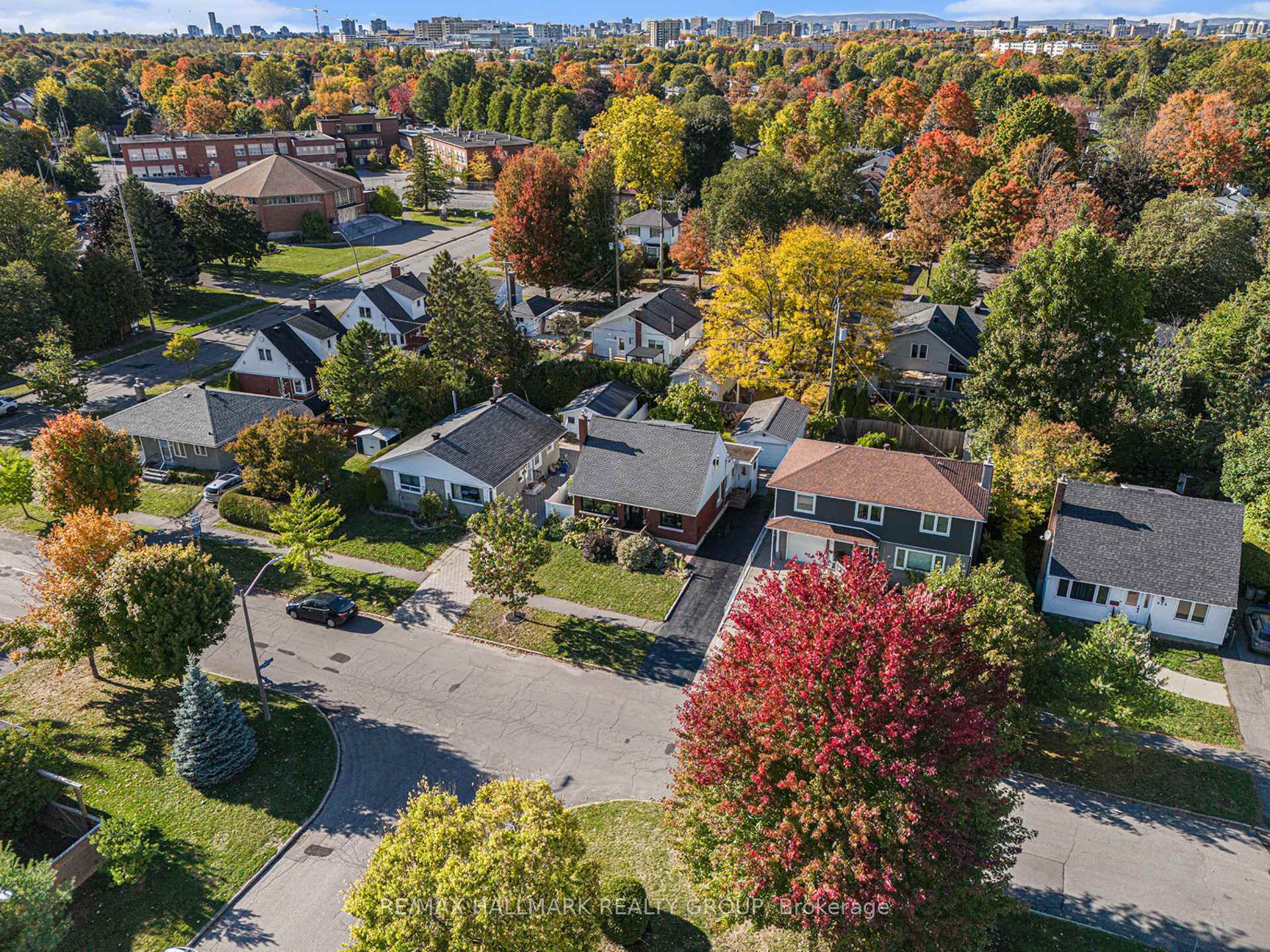 Photo 31 of 921 Wingate Drive, Ottawa, Elmvale Acres/Urbandale — HOMEH