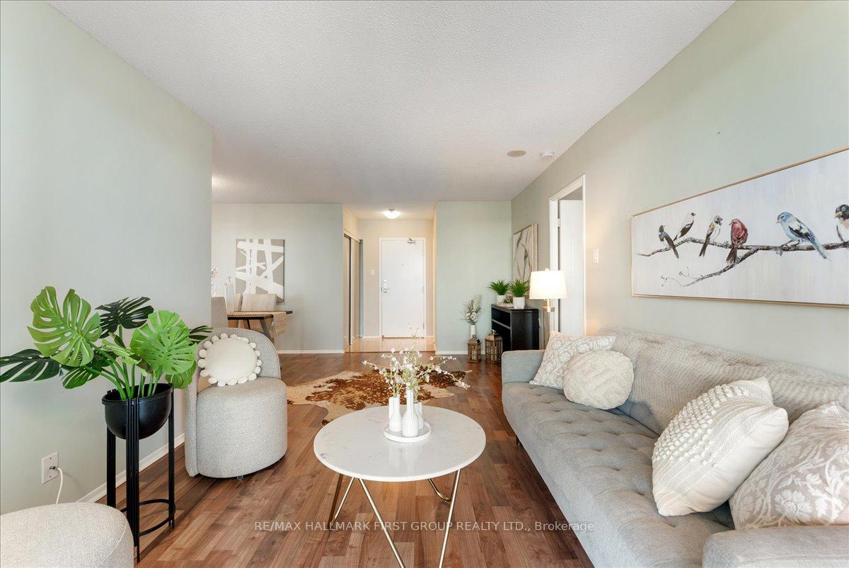 Photo 13 of Unit 1408, 1890 Valley Farm Road, Pickering, Town Centre — HOMEH