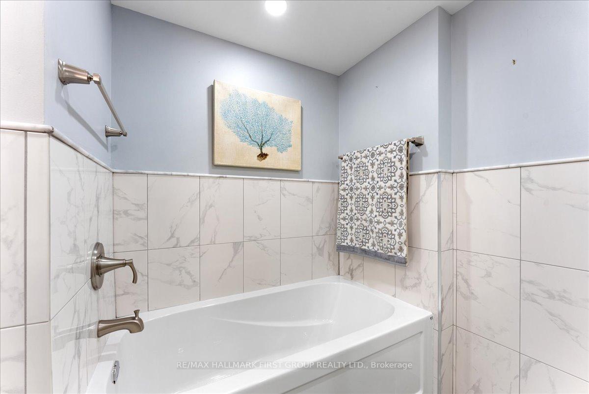 Photo 33 of Unit 1408, 1890 Valley Farm Road, Pickering, Town Centre — HOMEH