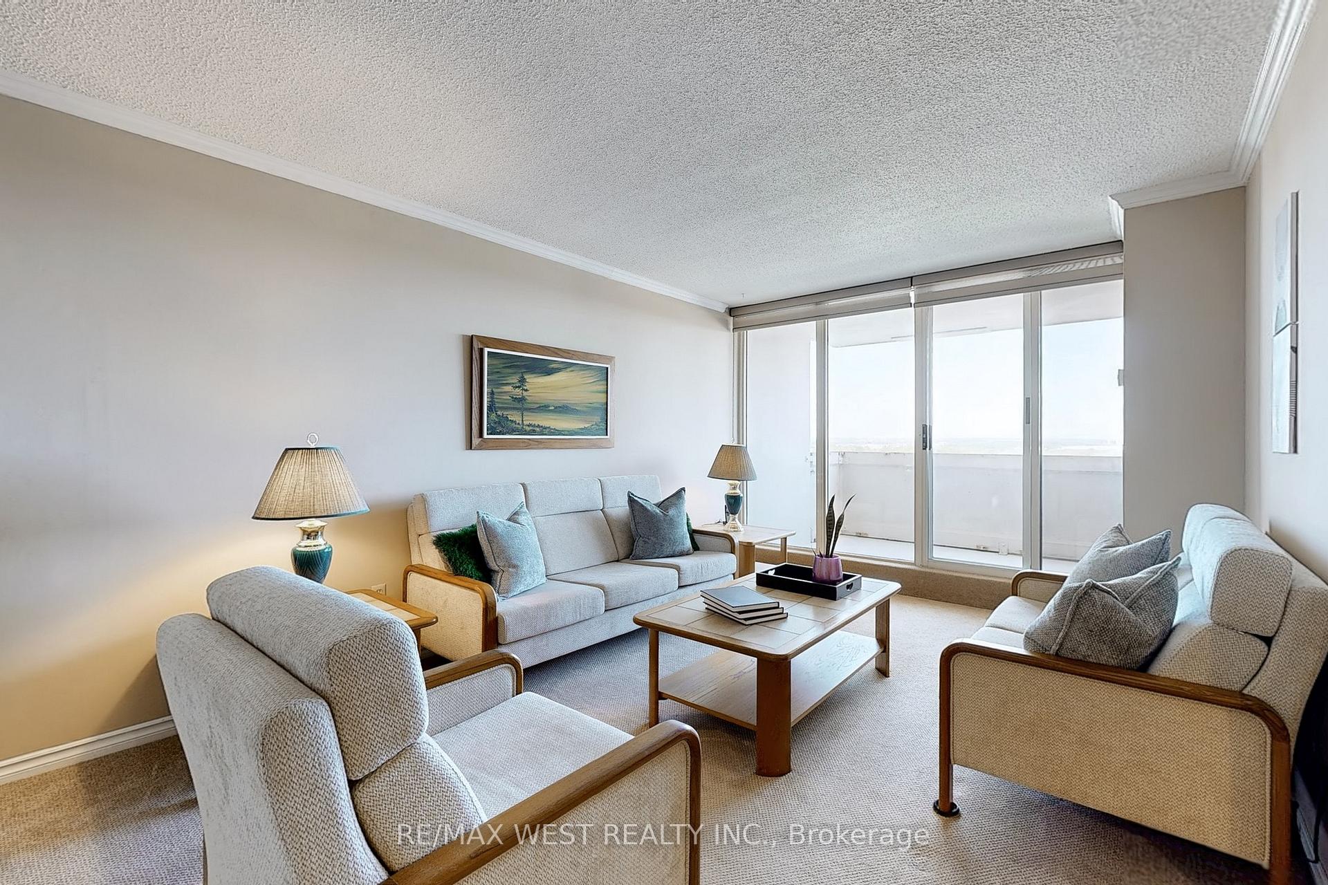 Front of Unit 1207, 44 Falby Court