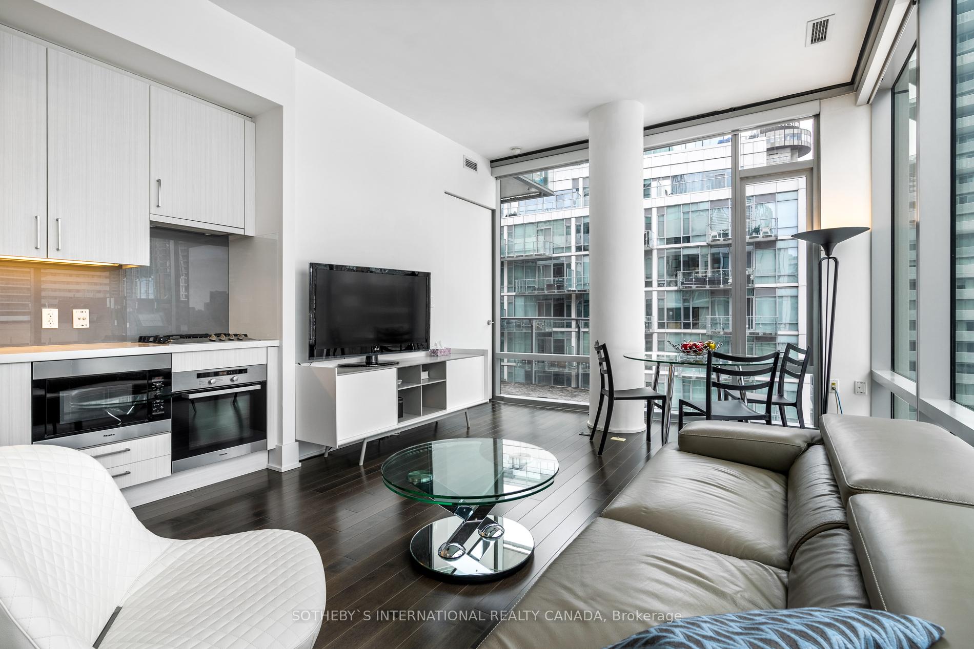 Photo 11 of Unit 803, 39 Queens Quay E, Toronto, Waterfront Communities — HOMEH