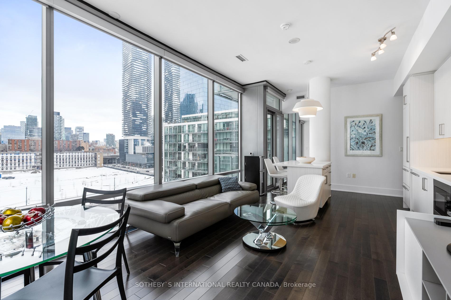 Photo 14 of Unit 803, 39 Queens Quay E, Toronto, Waterfront Communities — HOMEH